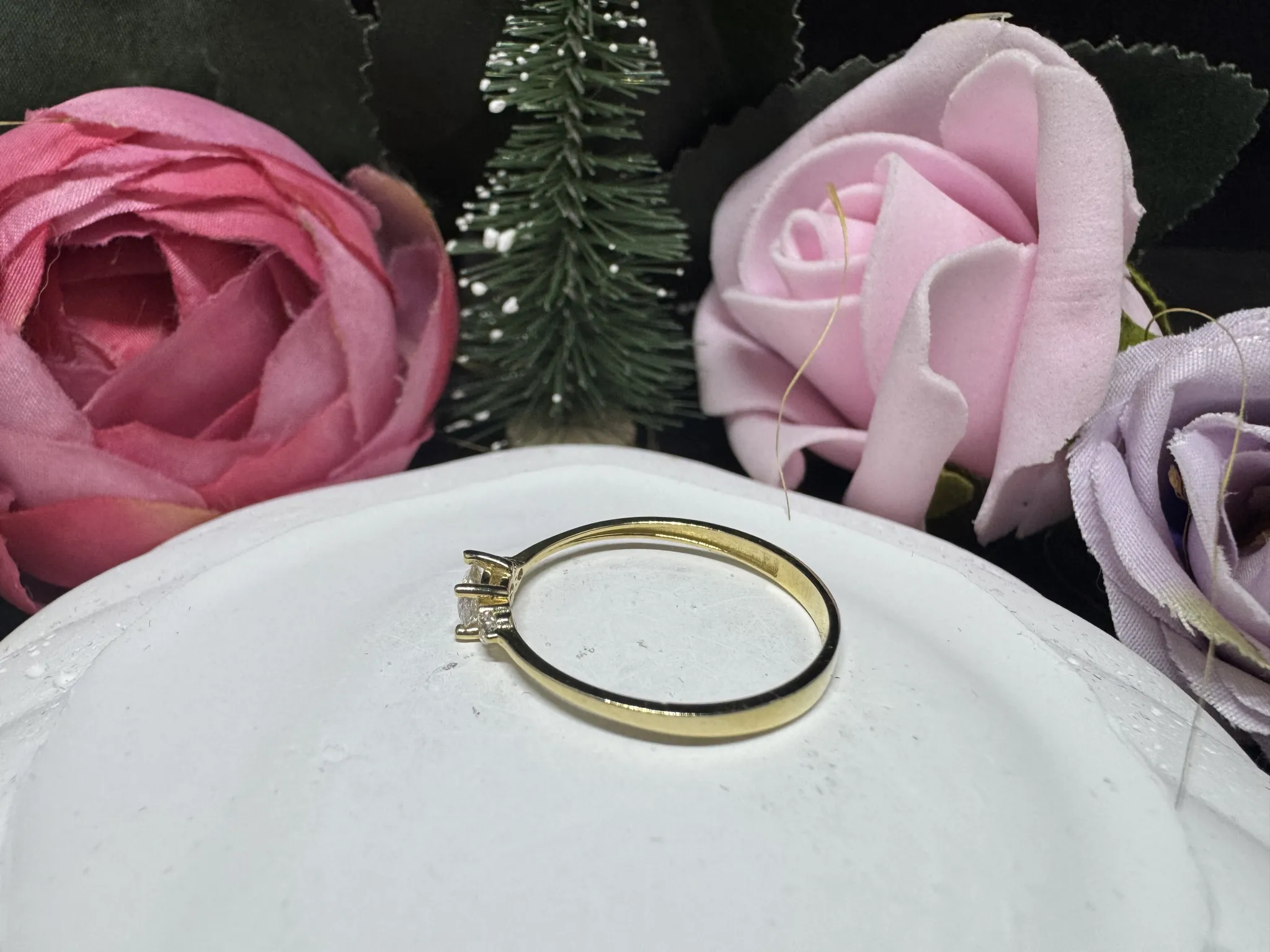 Oval taşlı minamal yüzük 