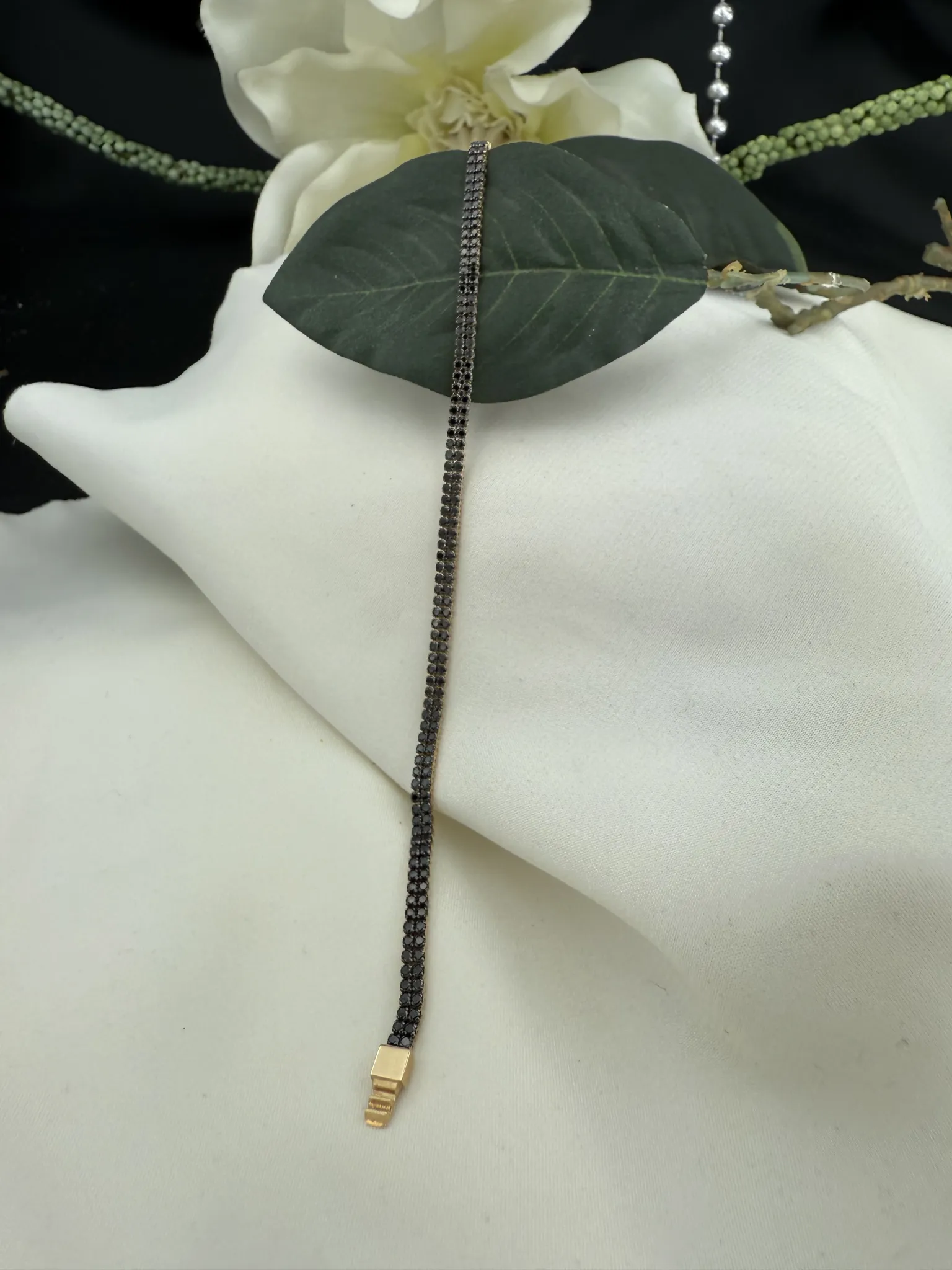 Unisex Siyah Taşlı Bileklik