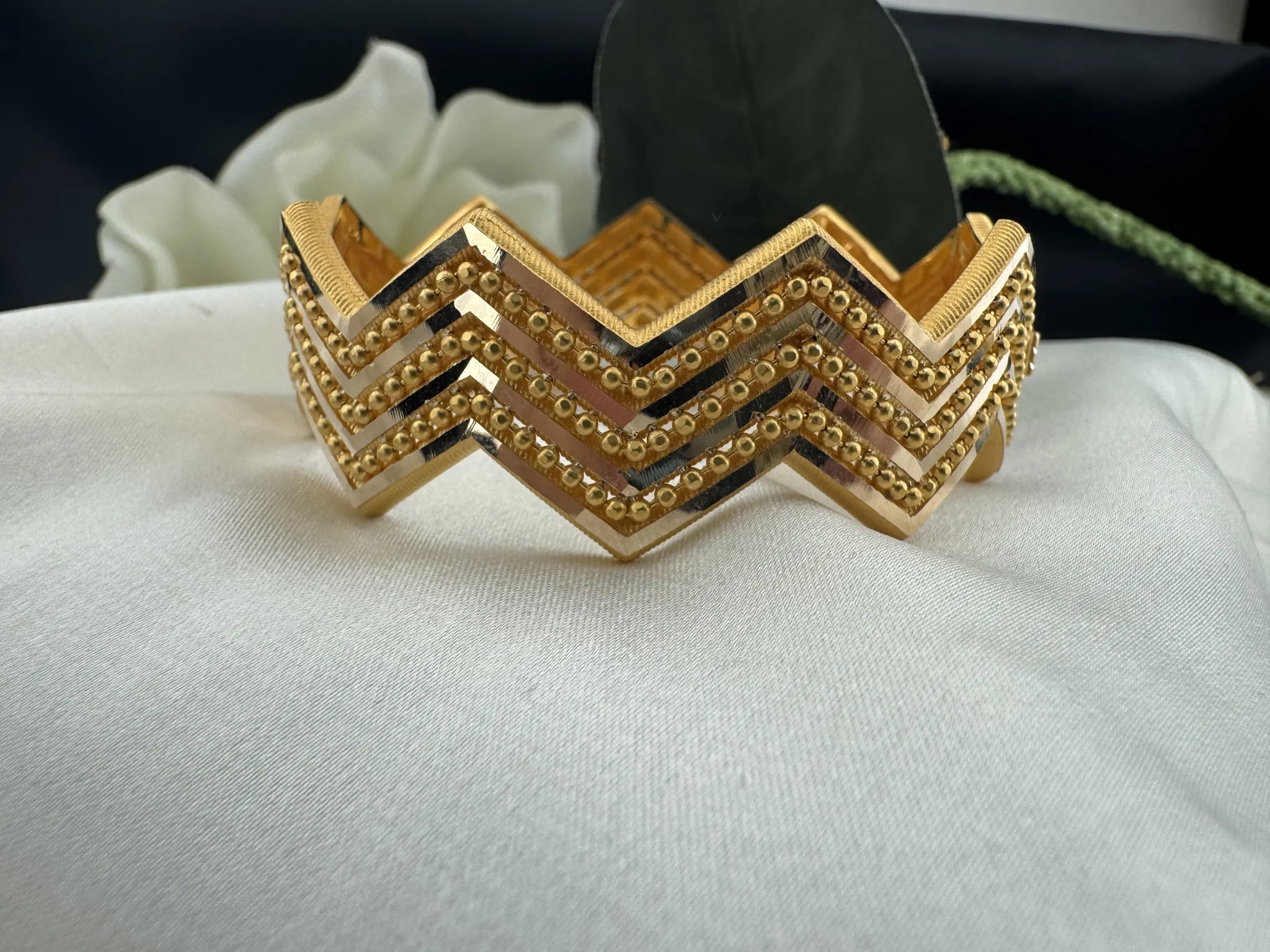 Fantazi Zigzag Kelepçe 