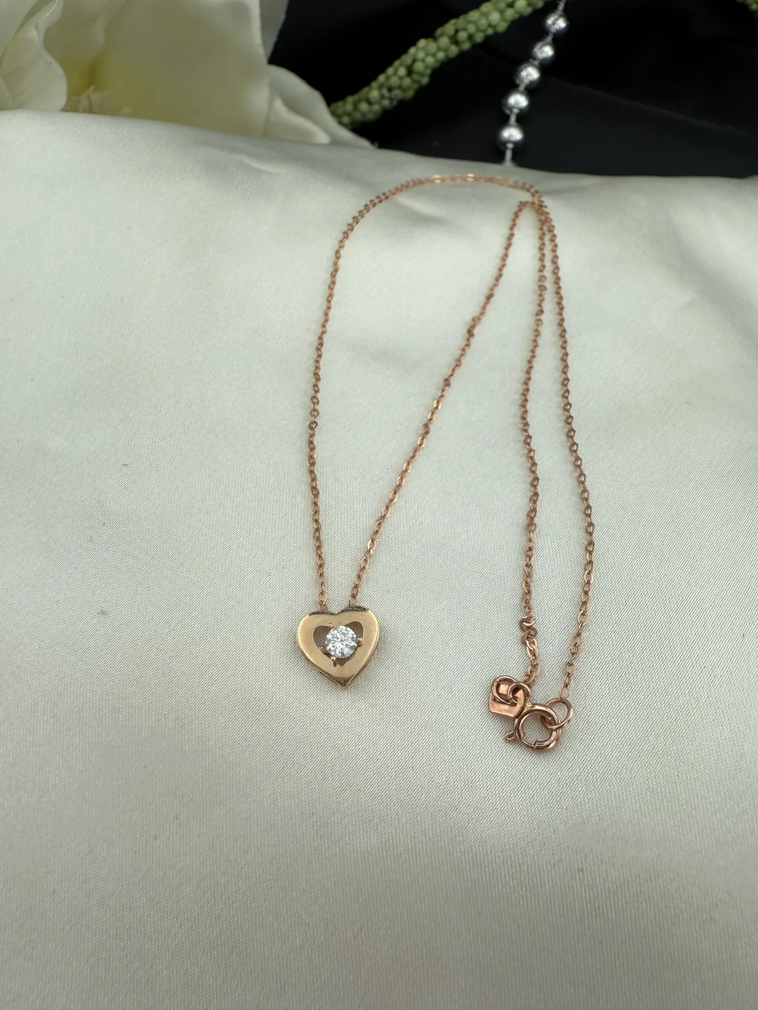 Komple Rose Altın Taşlı Kalp Kolye