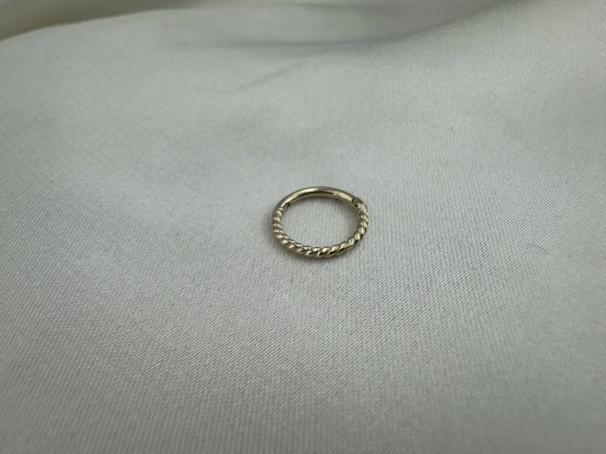 Örgü Desenli Halka Tragus