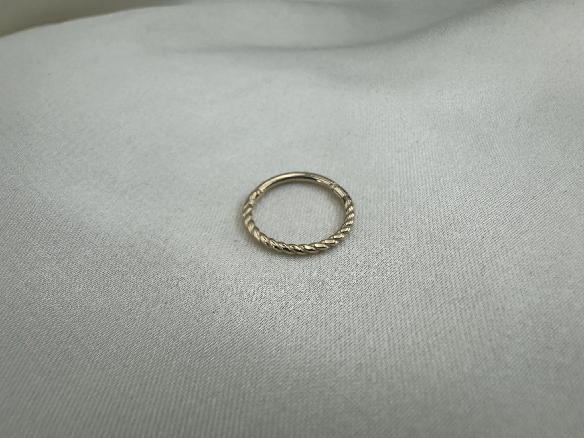 Örgü Desenli Halka Tragus