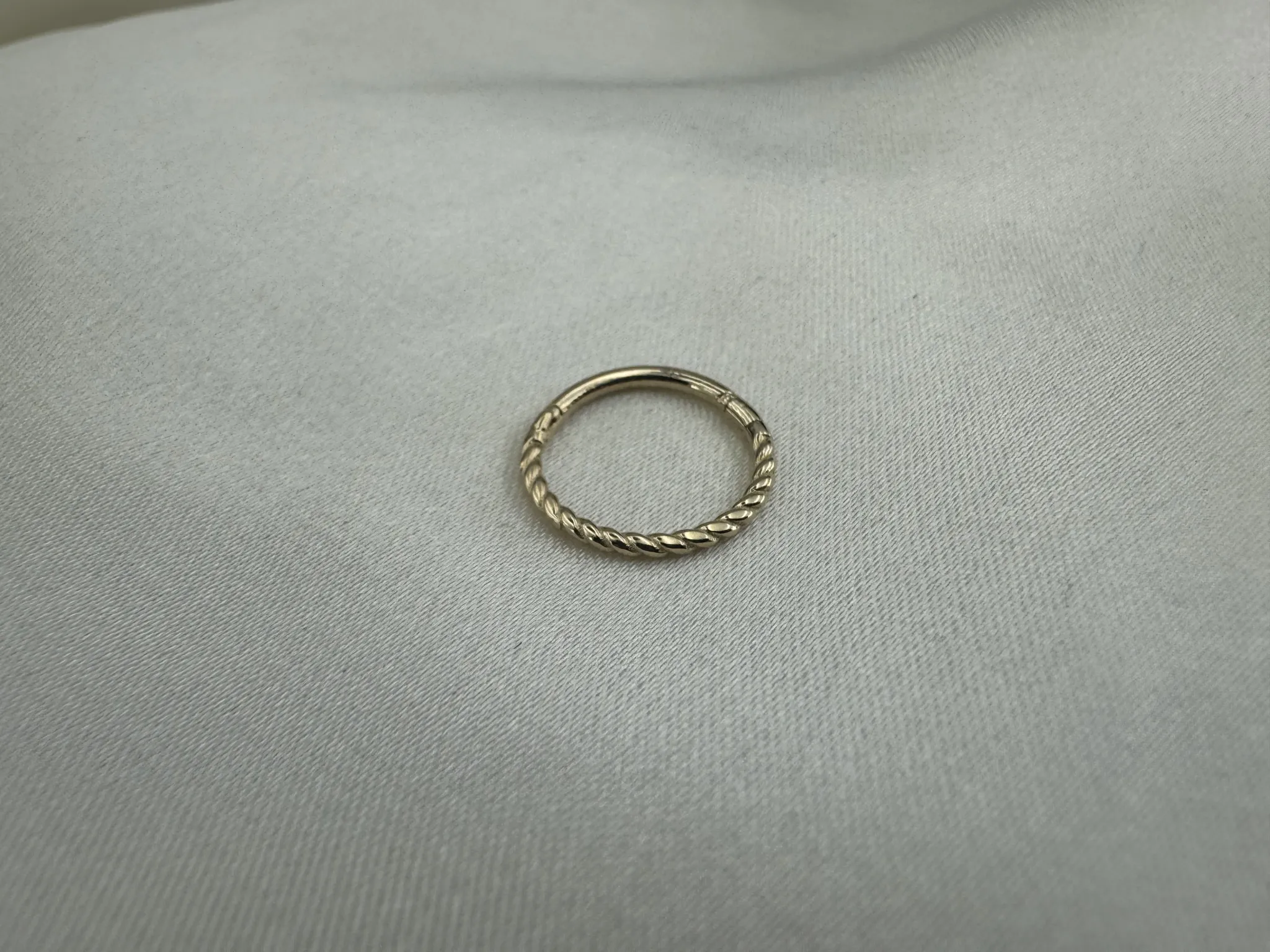 Örgü Desenli Halka Tragus