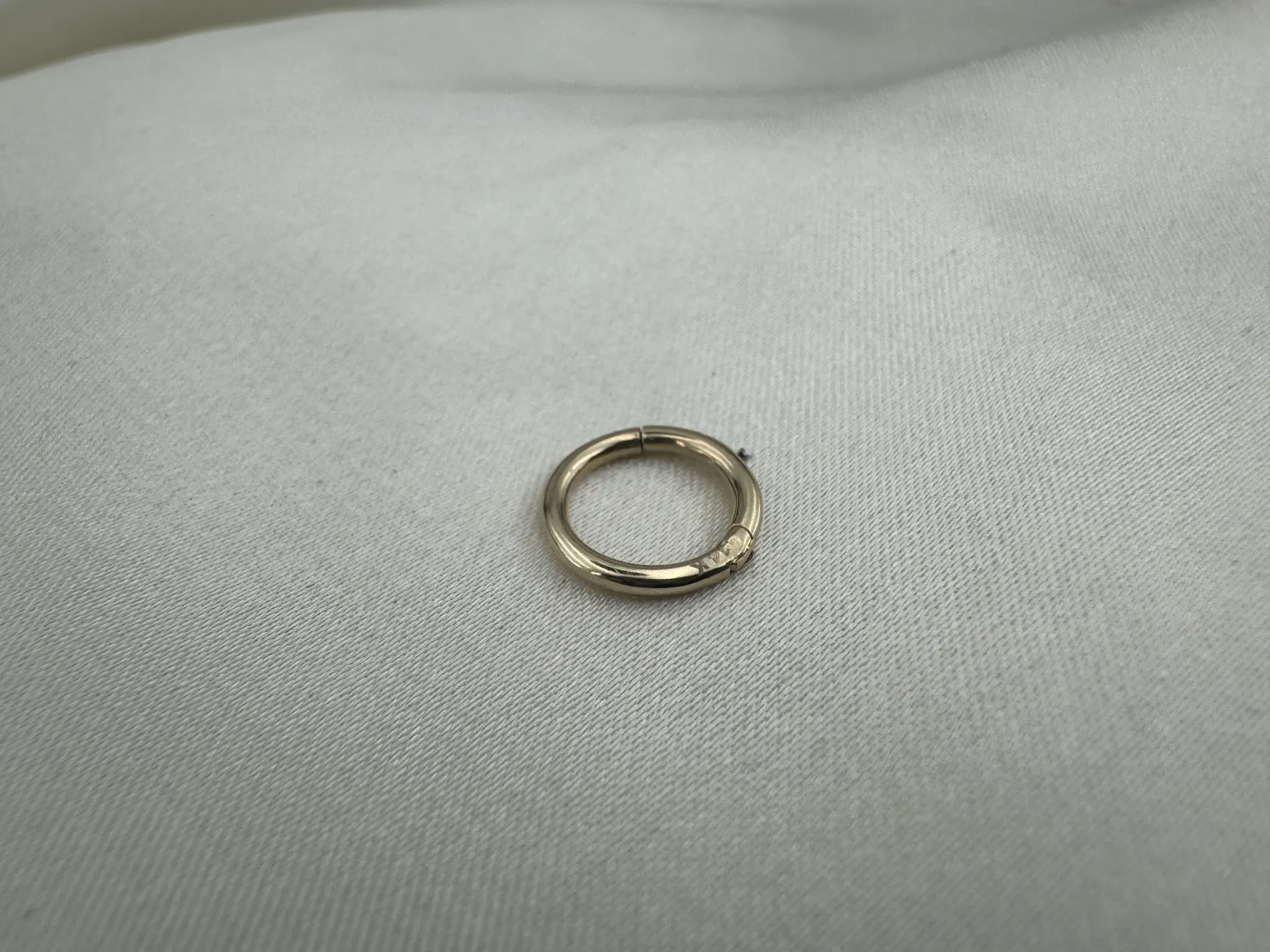 Taşsız Sade Halka Tragus
