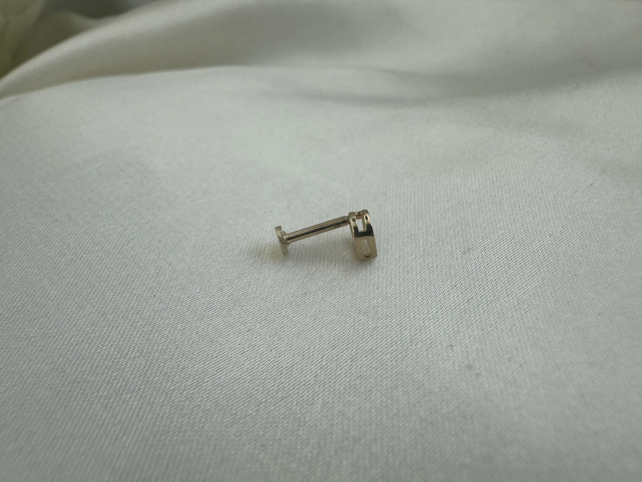 Taşsız Kalp Tragus