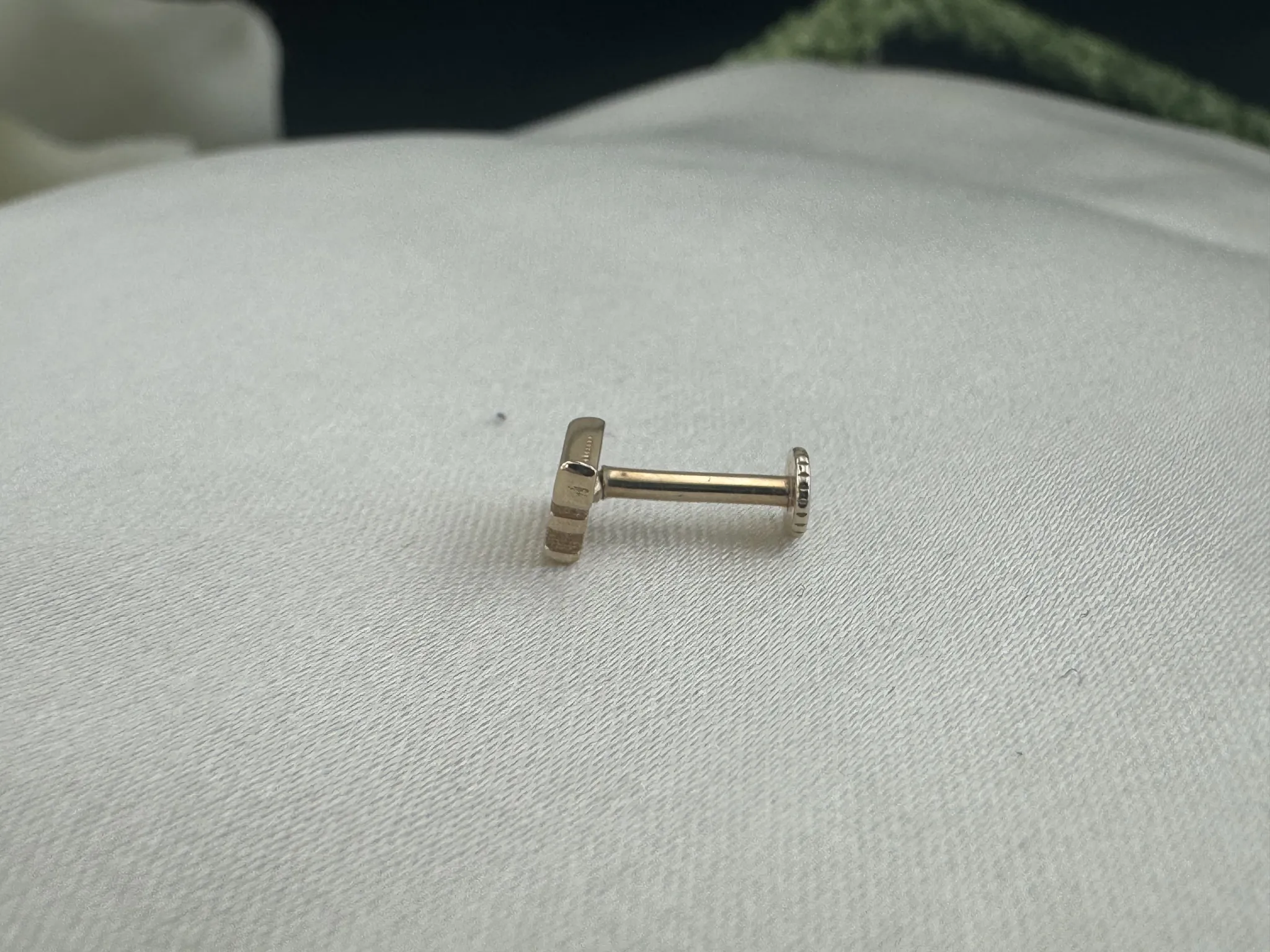 Taşsız Akrep Burcu Tragus
