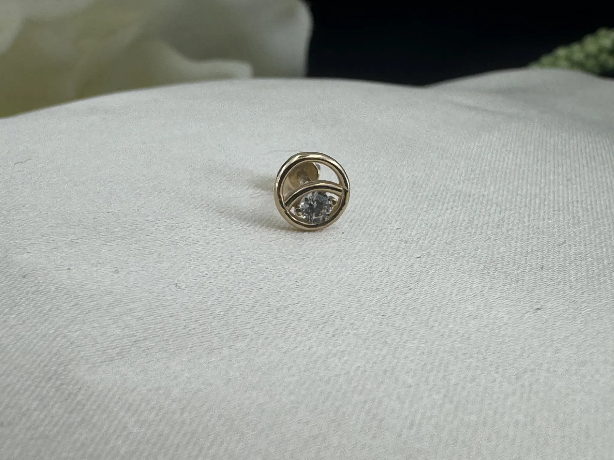Taşlı Halka Tragus