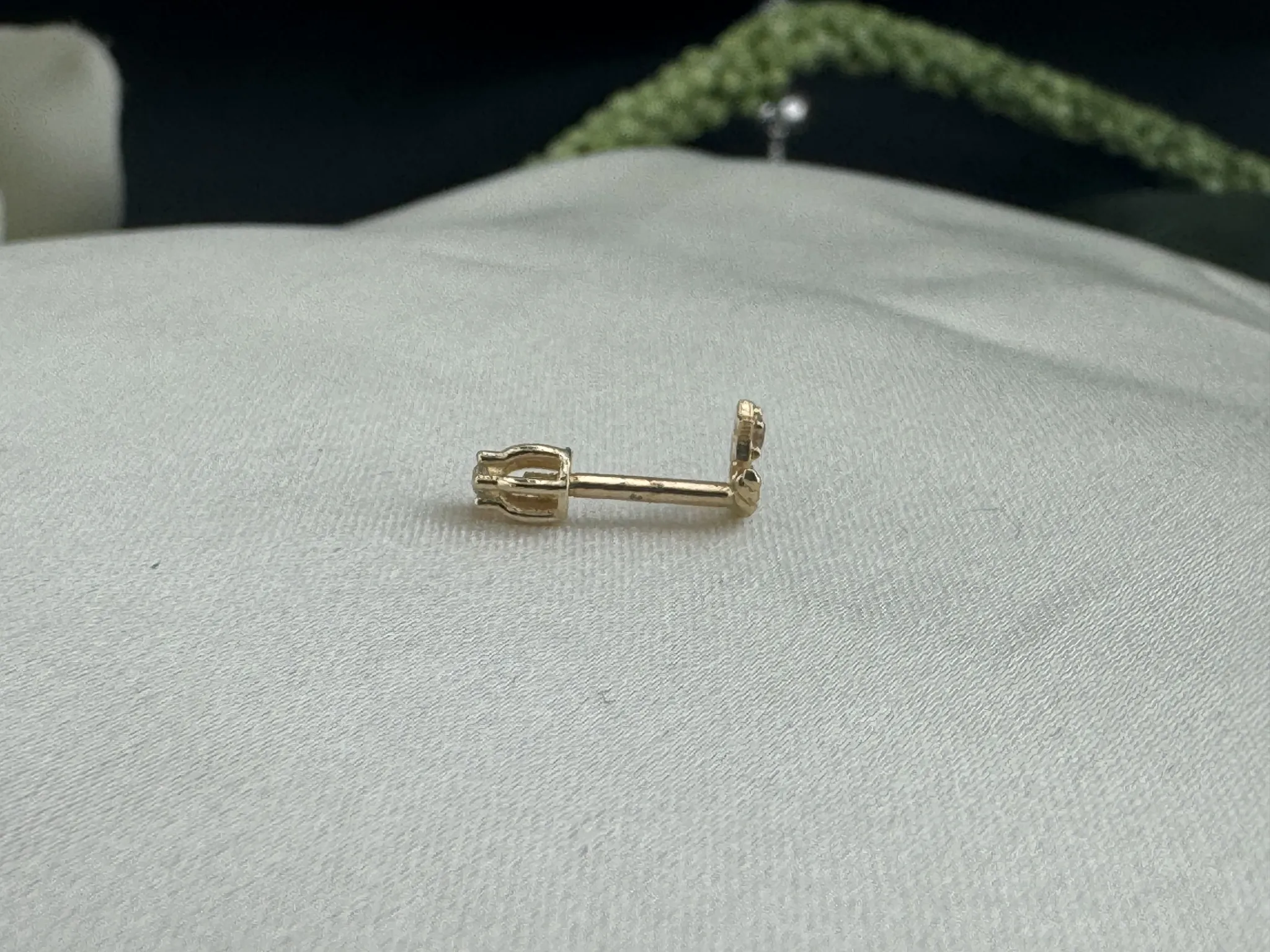 Taşlı Ayyıldız Tragus