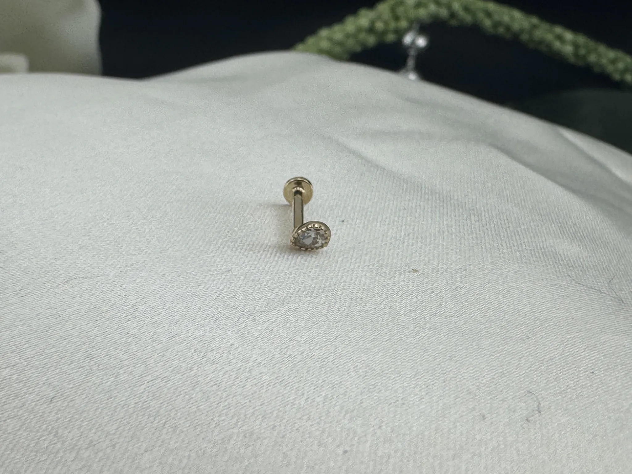 Taşlı Damla Tragus