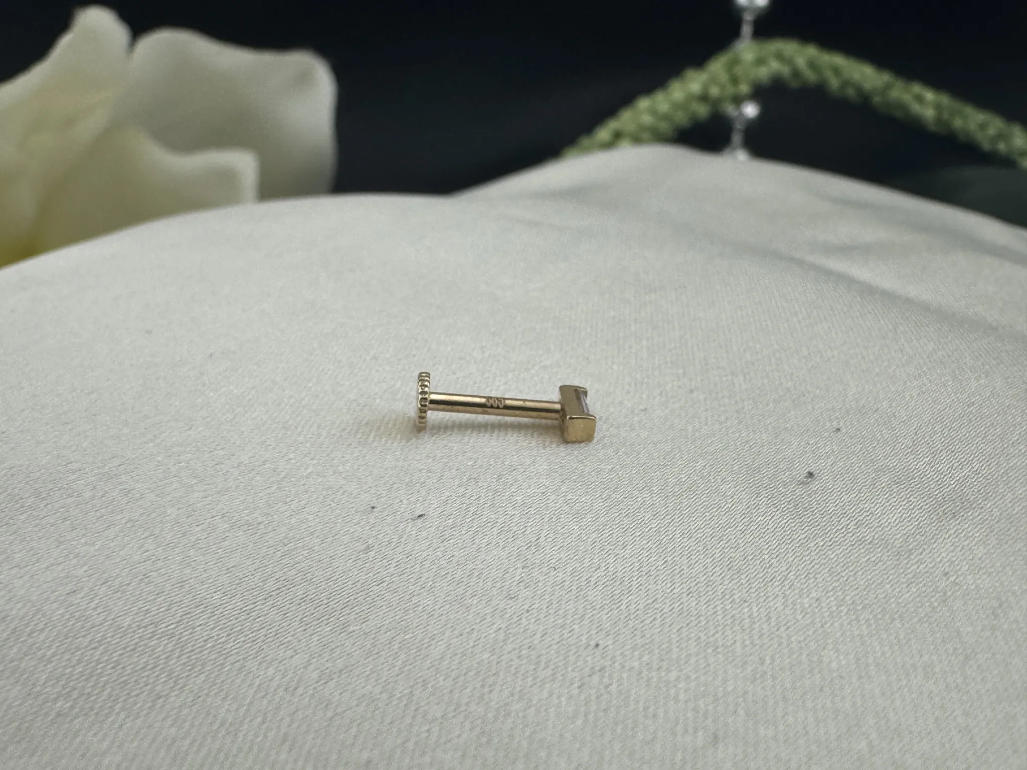 Baget Taşlı Tragus