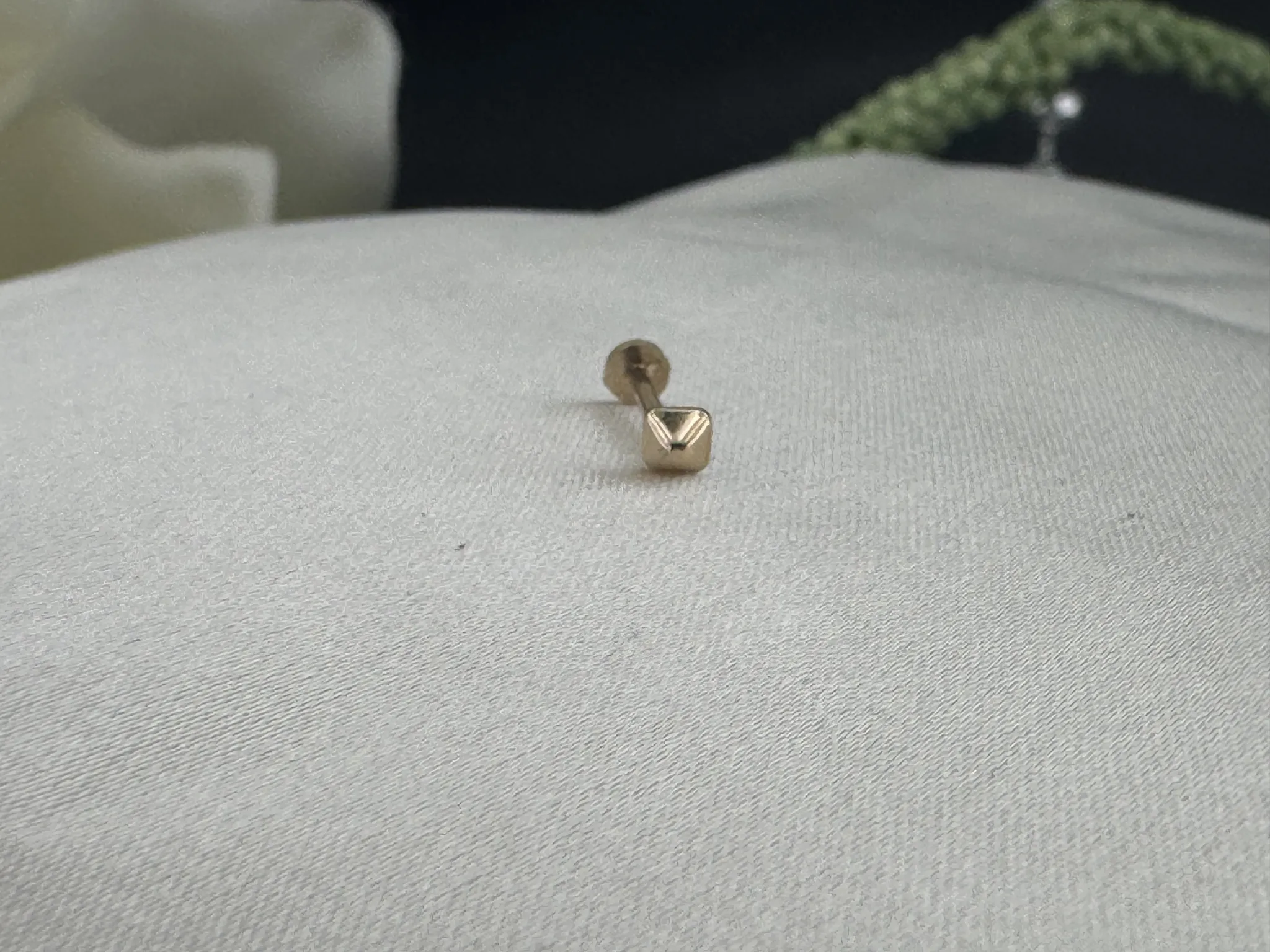 Taşsız Sade Tragus