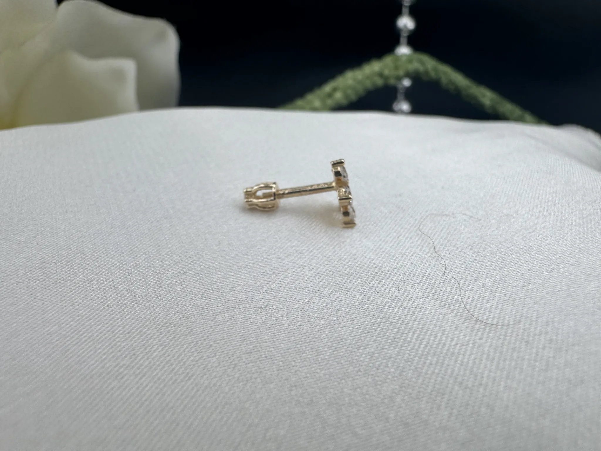 Taşlı Çiçek Tragus
