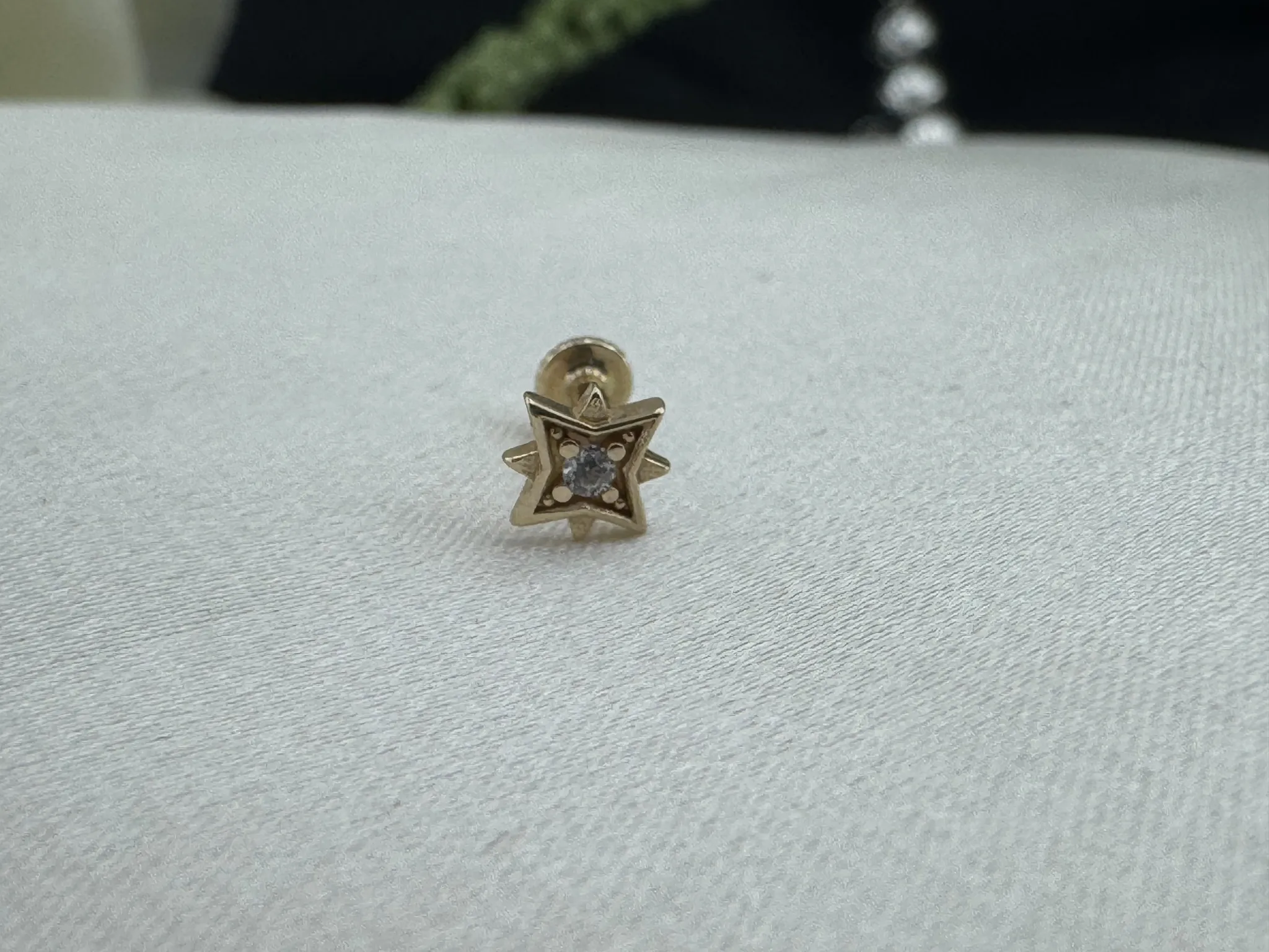 Taşlı Yıldız Tragus