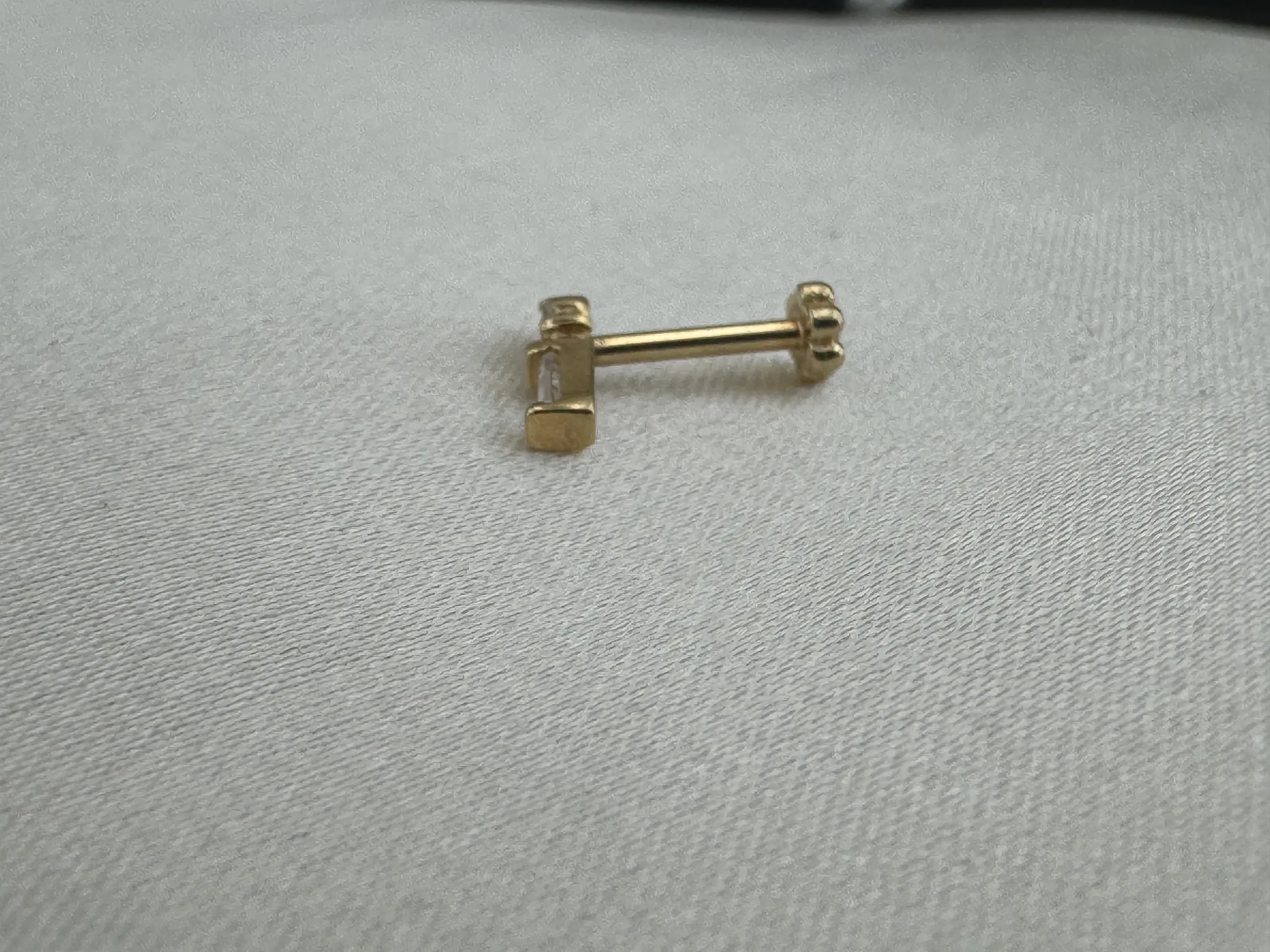 Baget Taşlı Minik Kalp Tragus