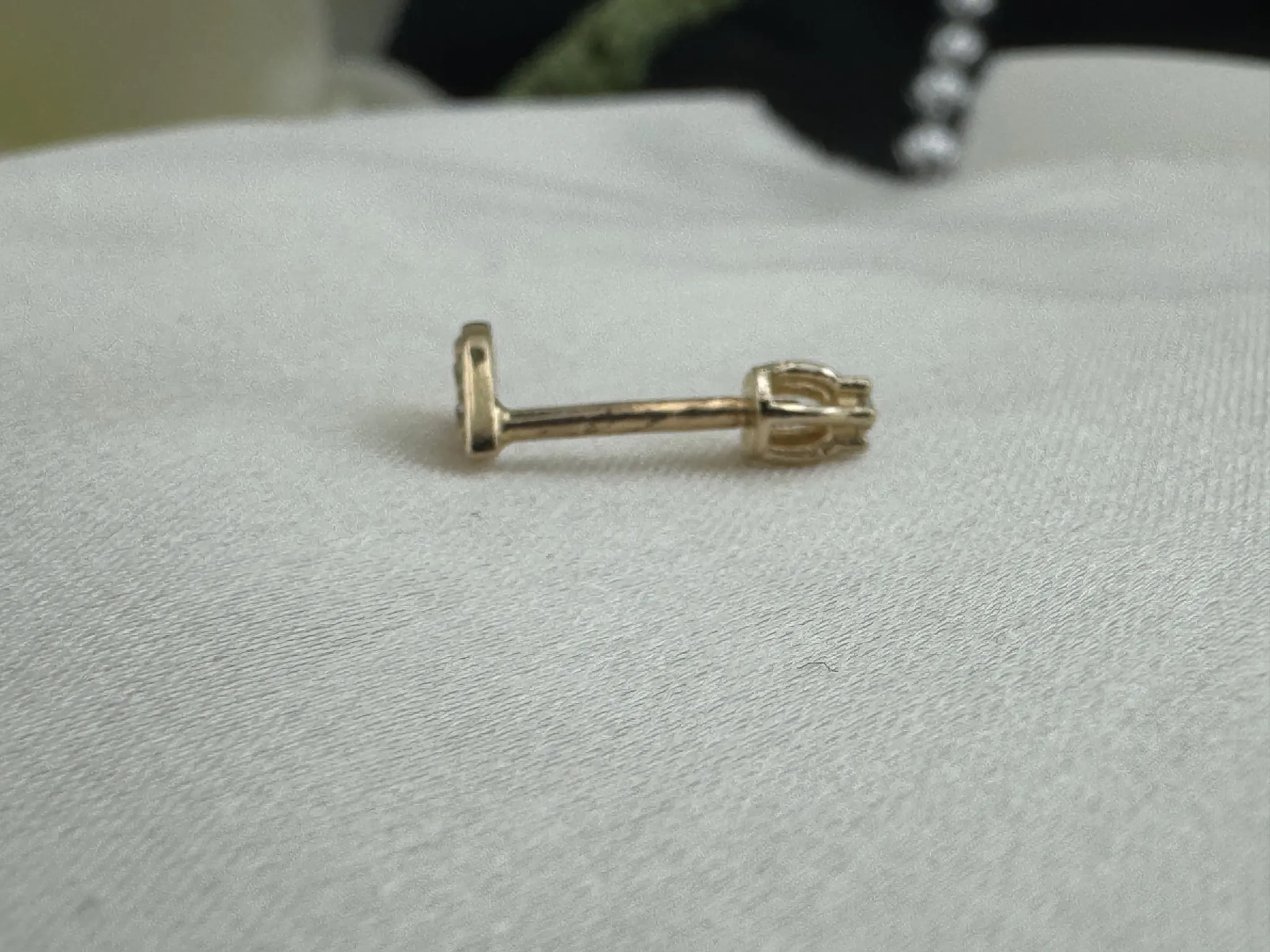 Taşlı Damla Tragus