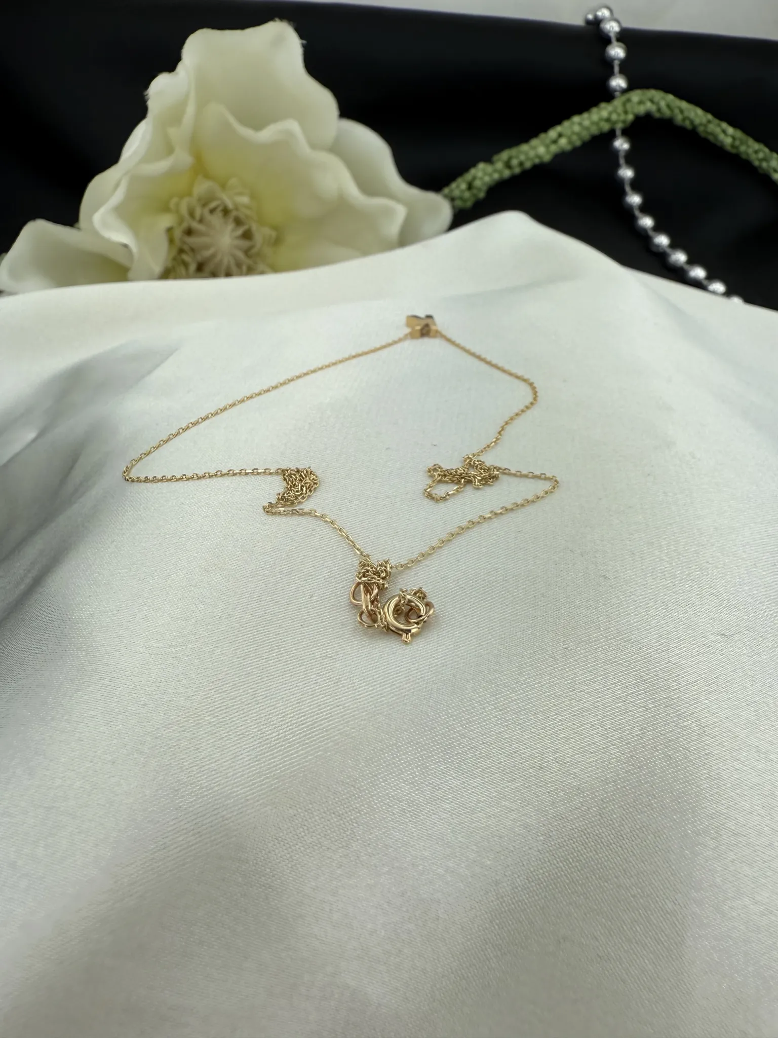 Taşsız K Harf Kolye