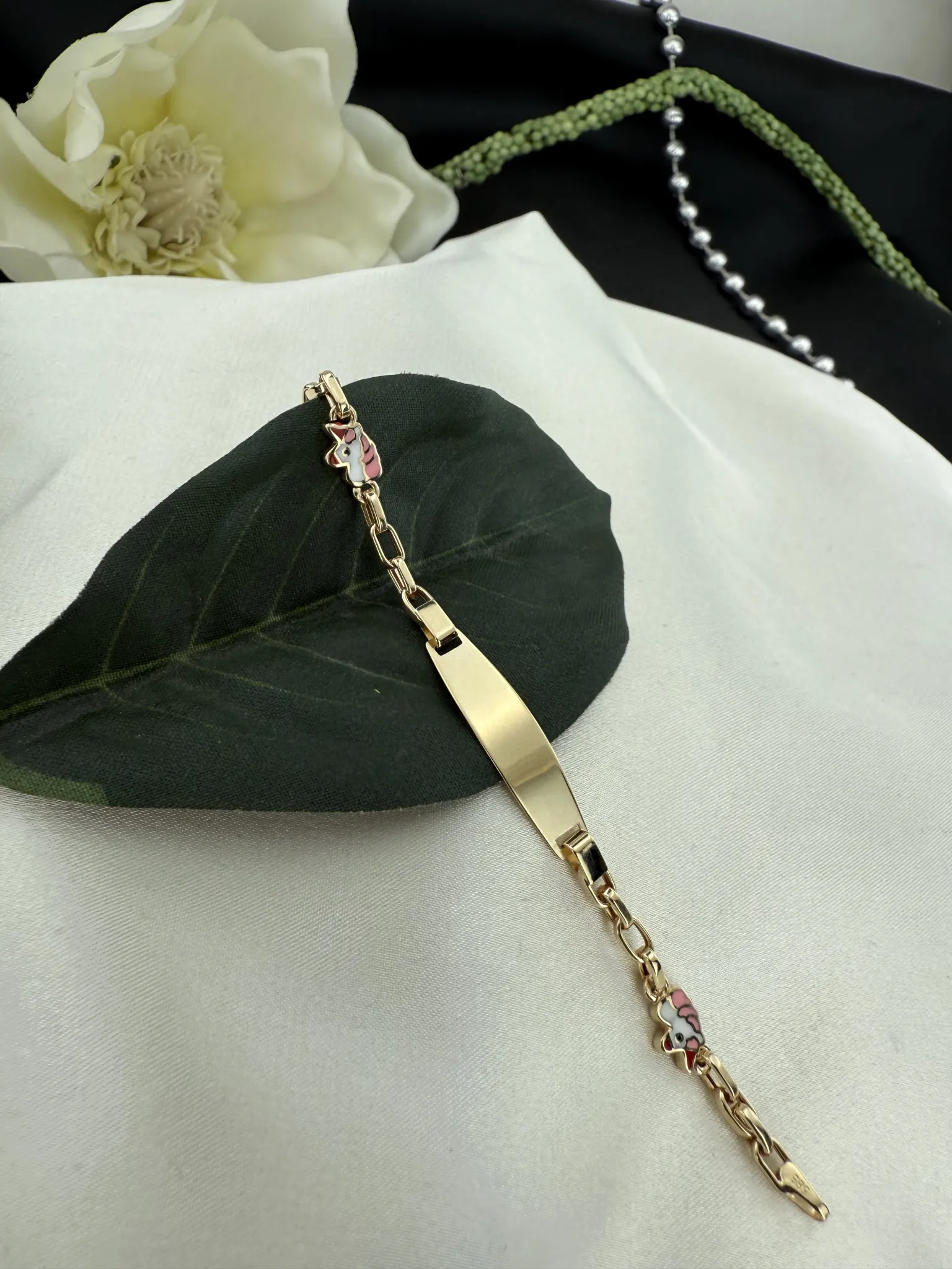 Mineli atlı plakalı çocuk künyesi 