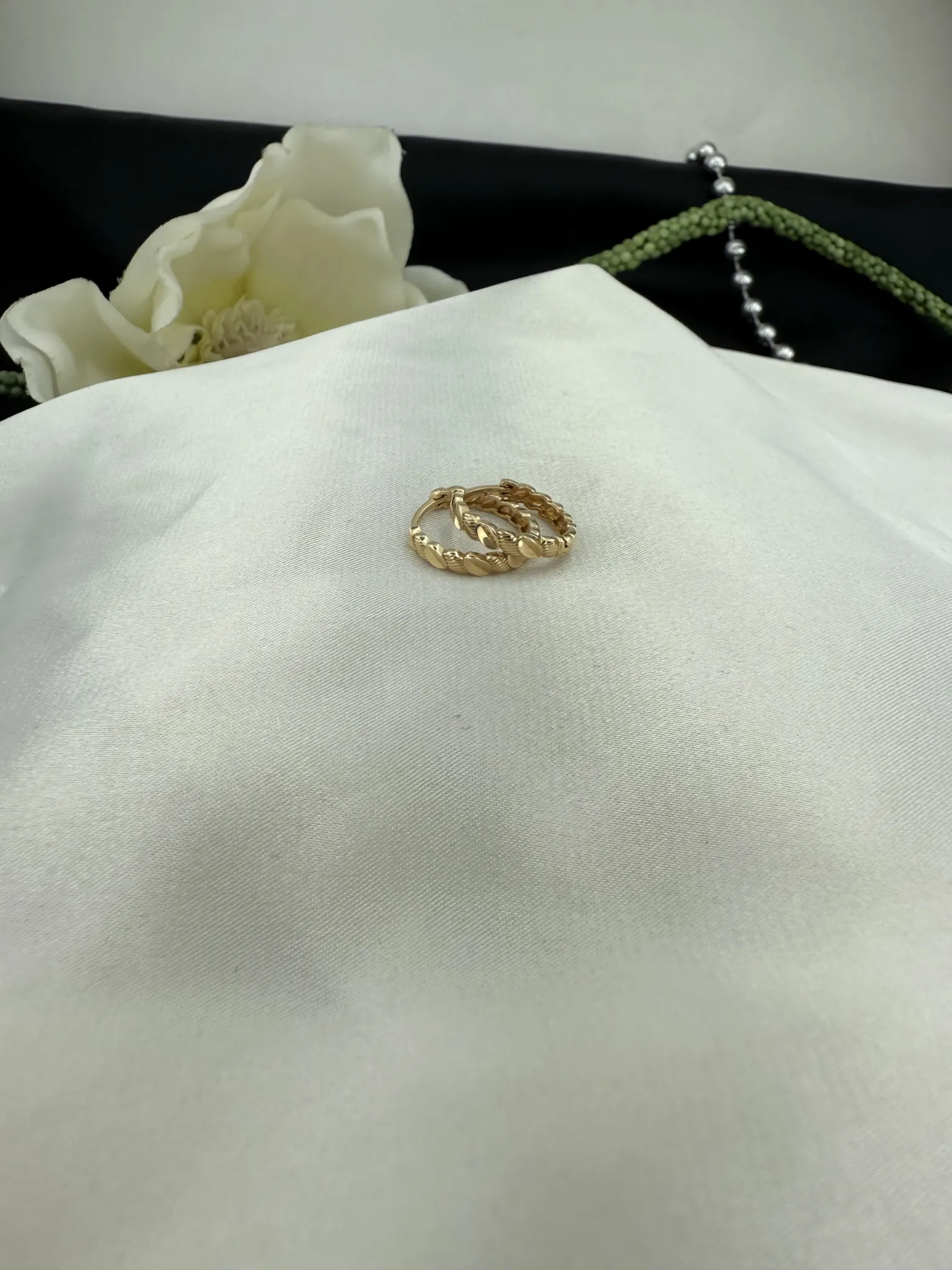 Taşsız Kalemli Küpe