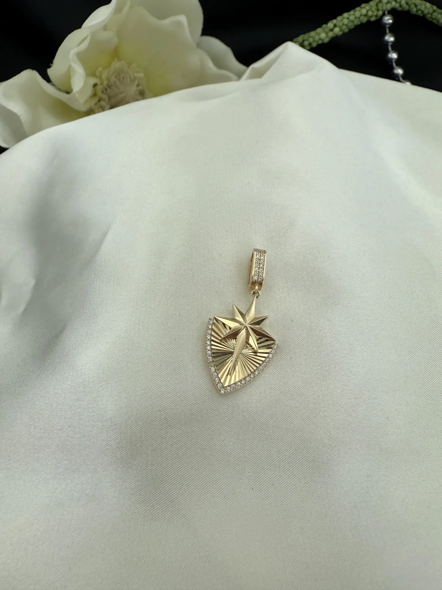 İtaly taşlı kutup yıldızı çarmlı kolye ucu