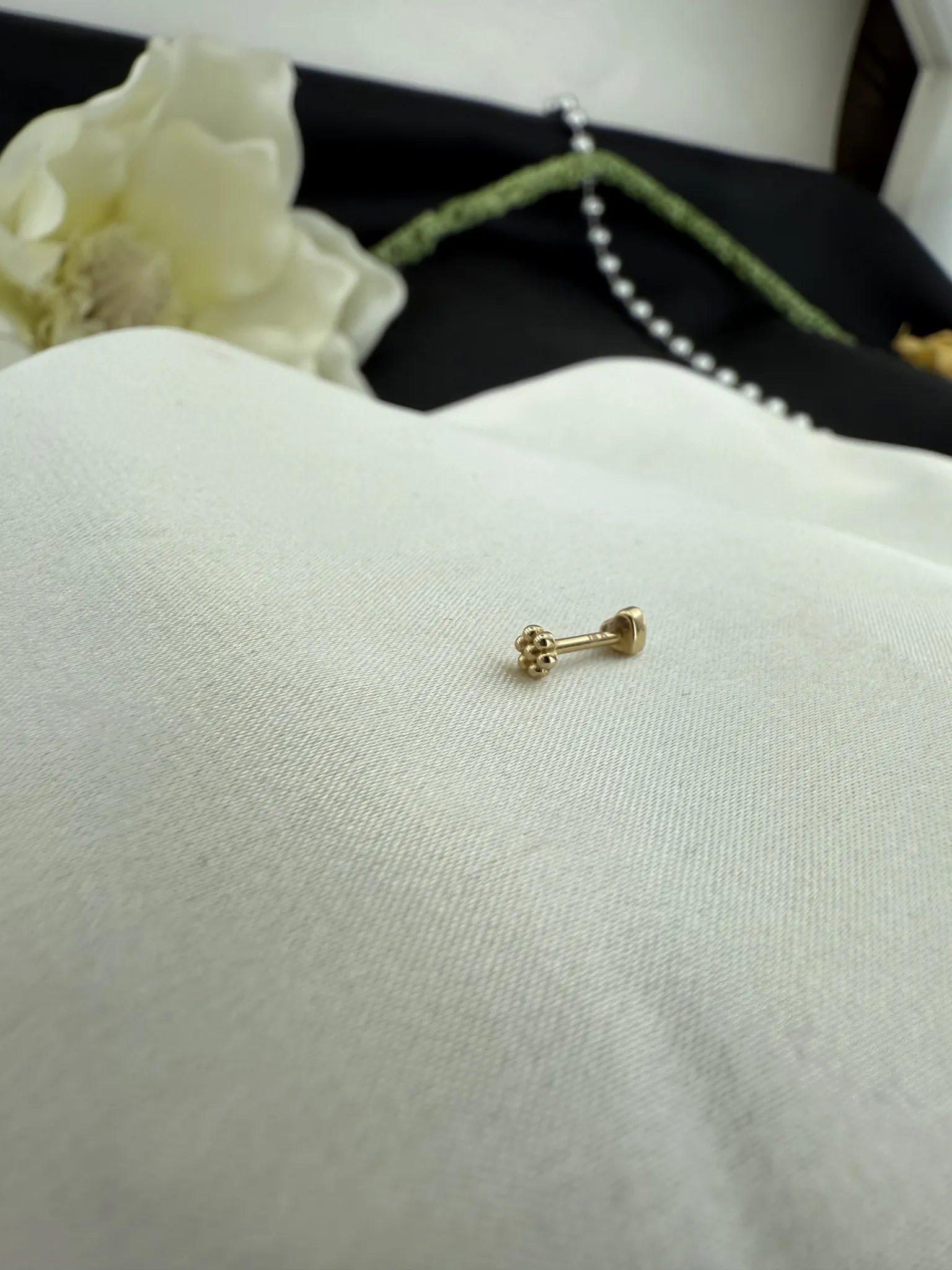 Taşsız Kalp Tragus