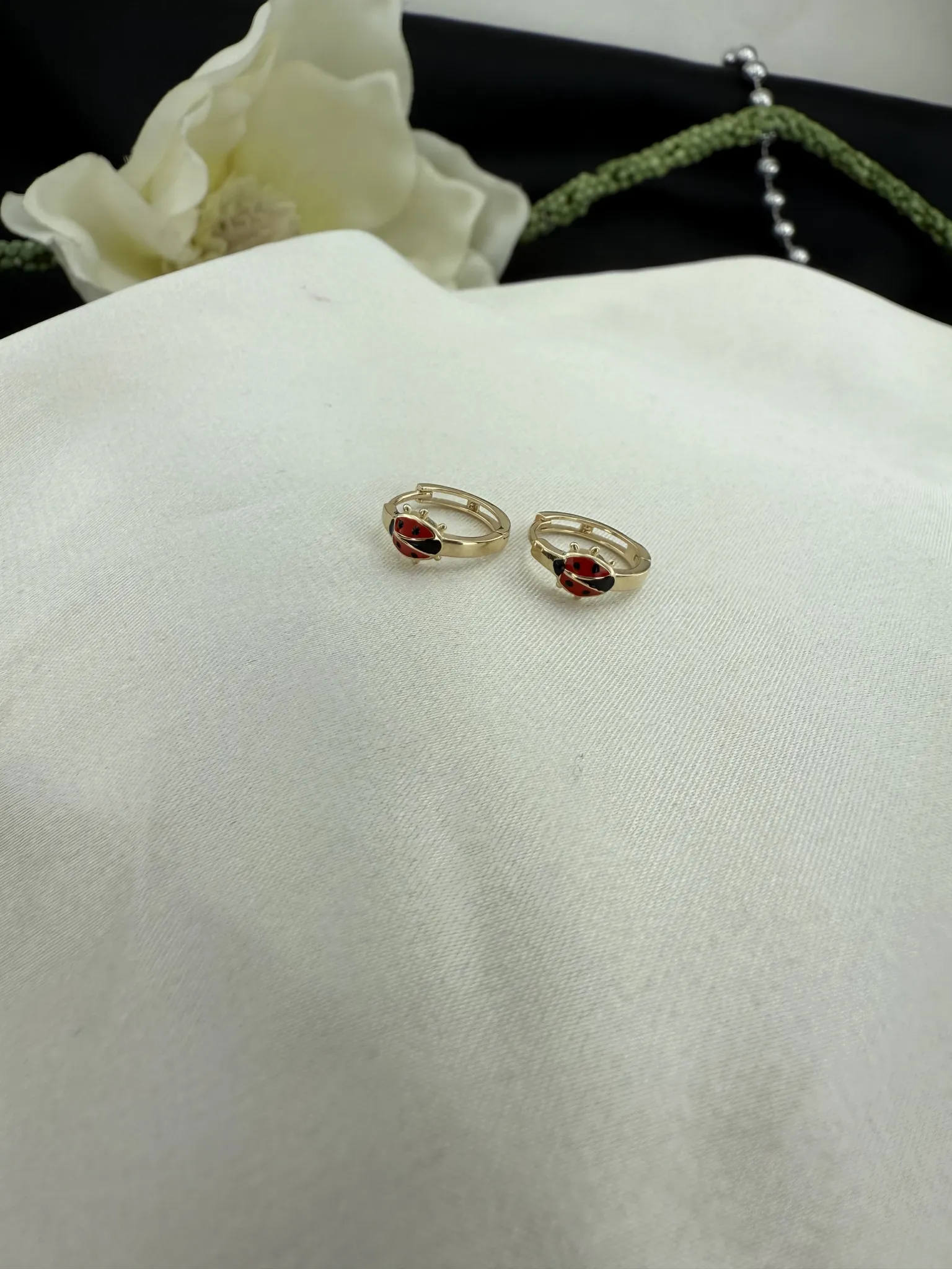 Mineli Uğur Böceği Çocuk Küpesi