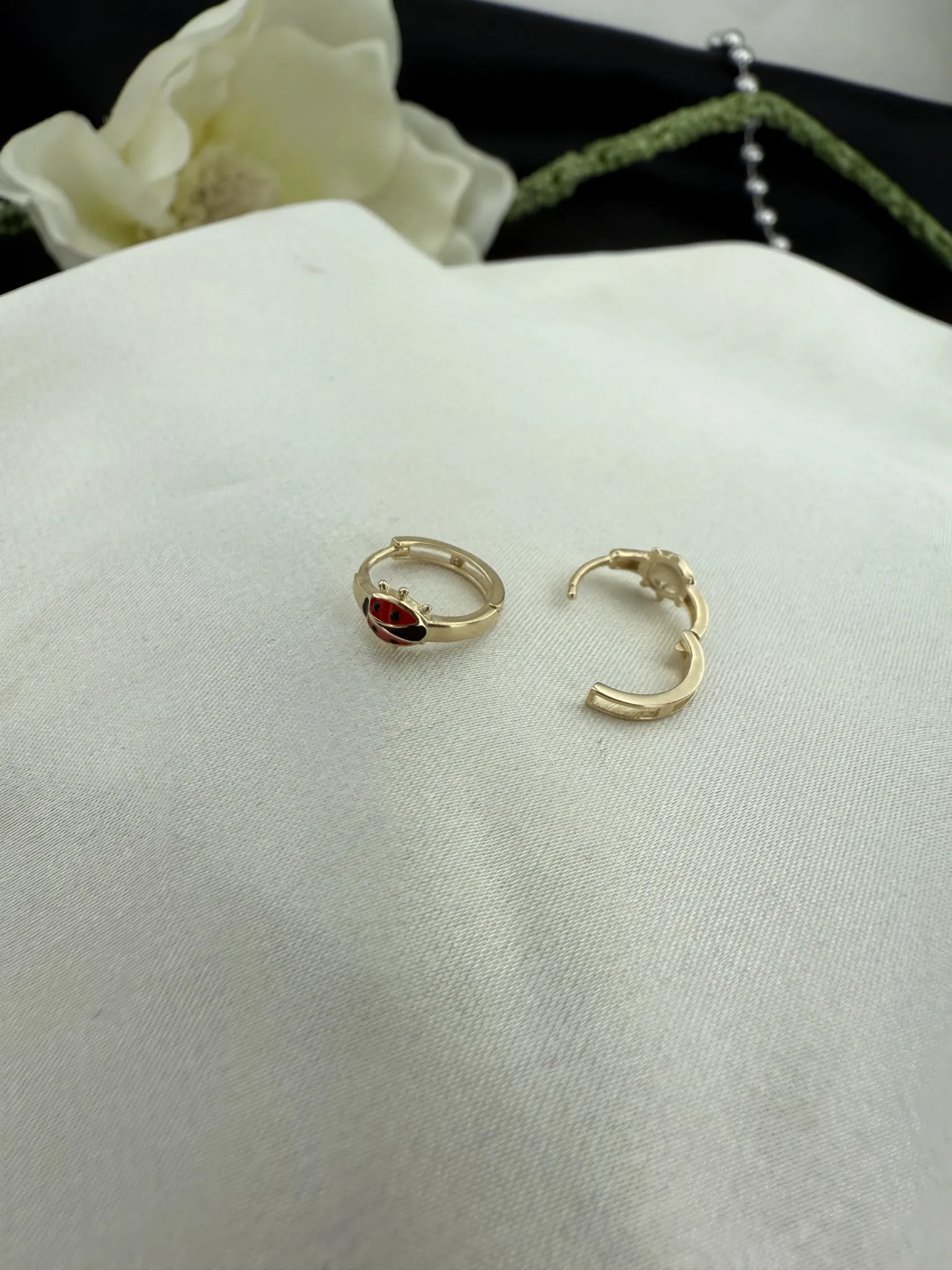 Mineli Uğur Böceği Çocuk Küpesi