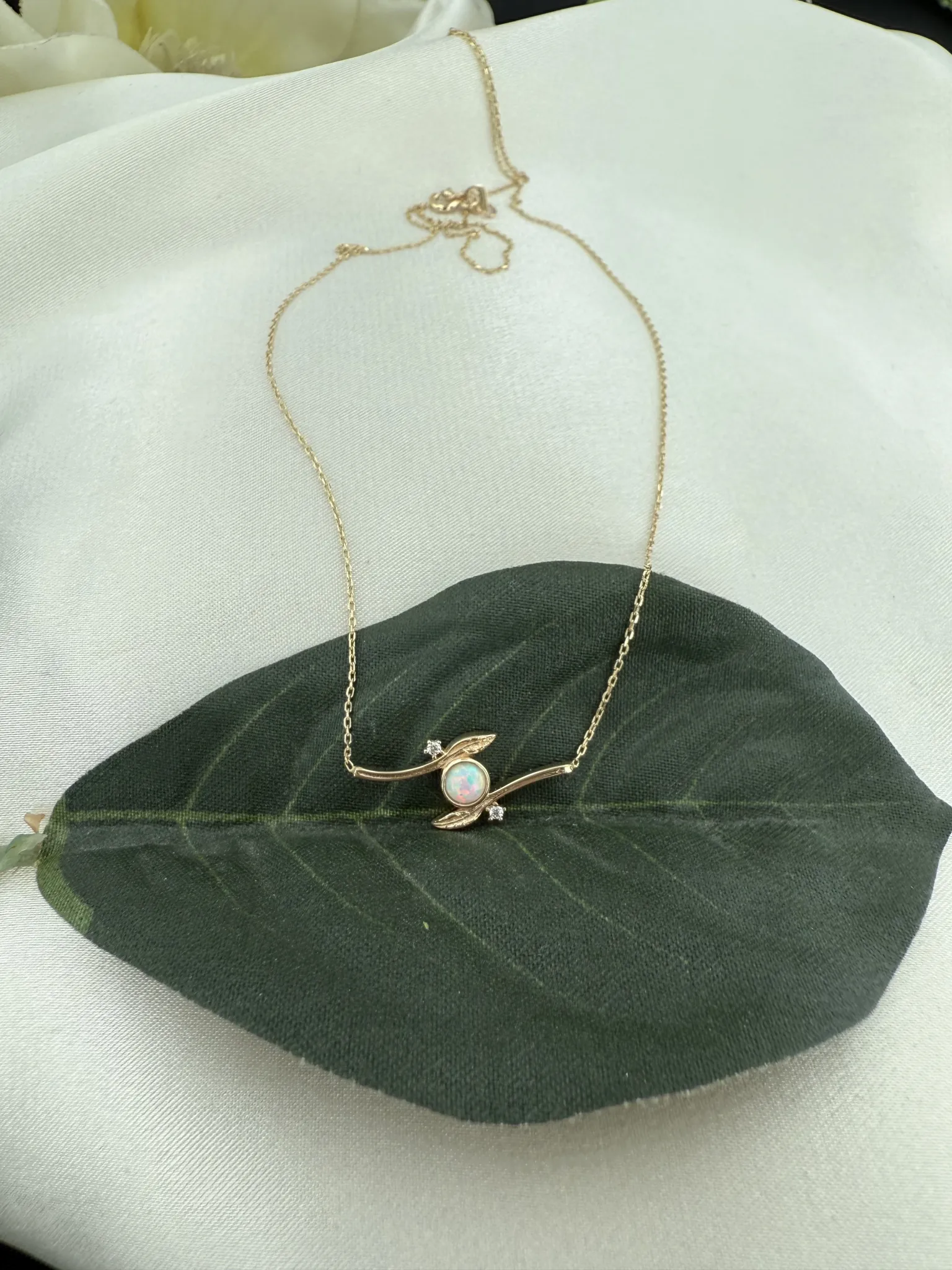 Taşlı Özel Tasarım Kolye