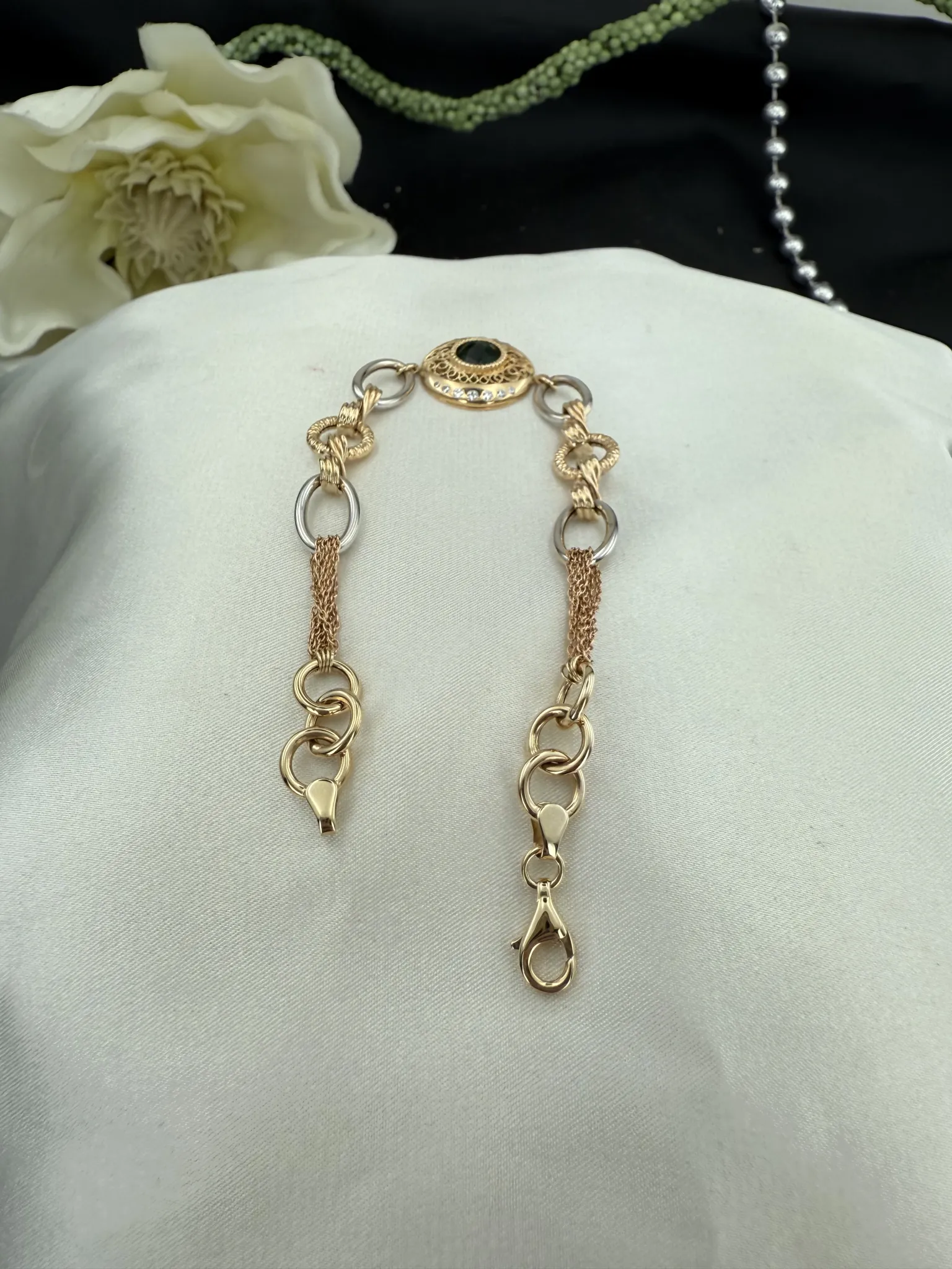 Yeşil Taşlı Özel Tasarım Bileklik