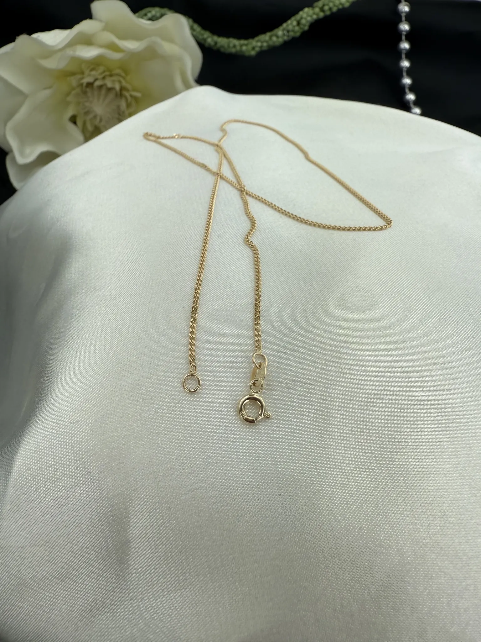 Taşsız İtalyan Zincir