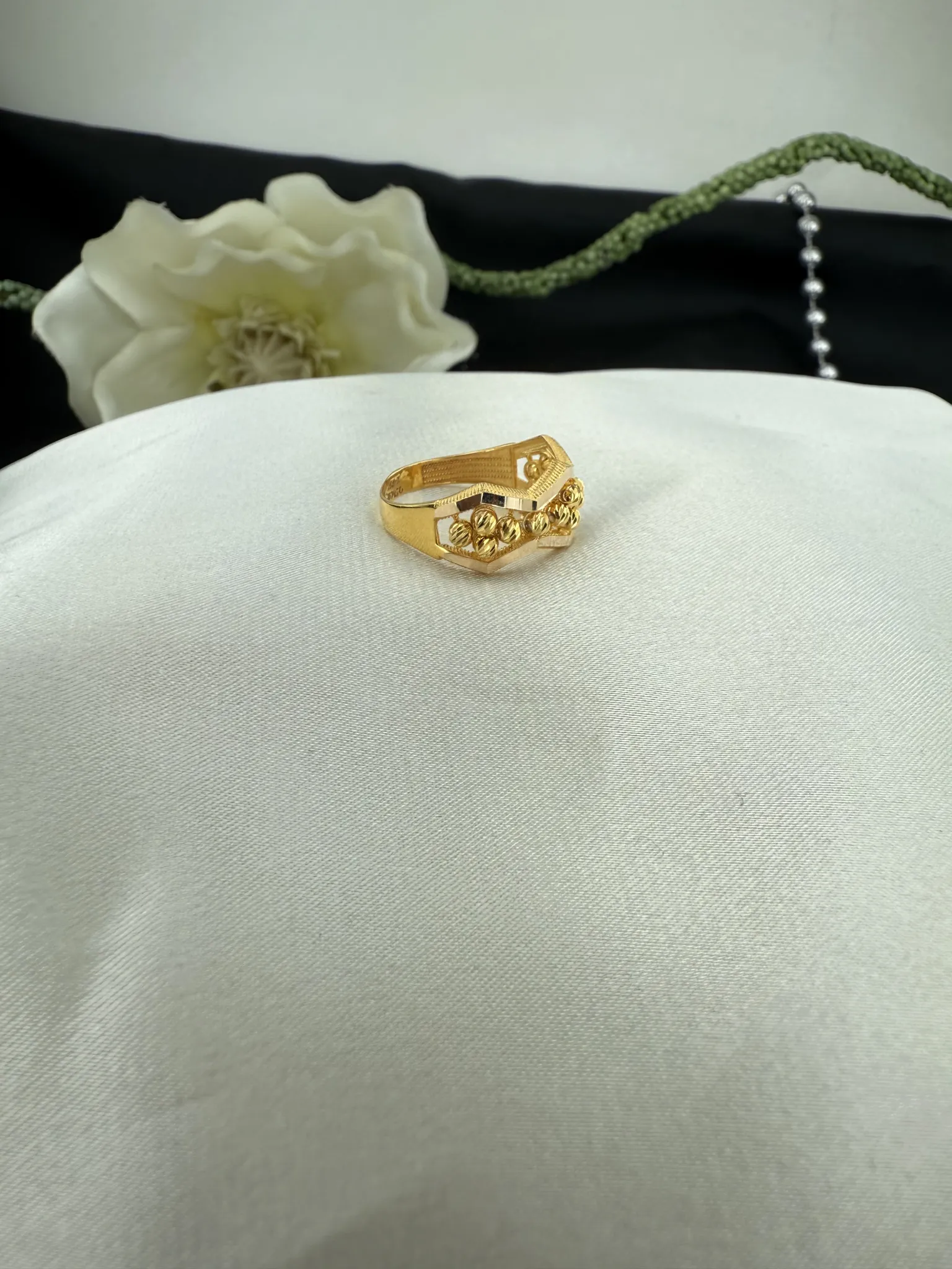 Taşsız Dorika Top Yüzük