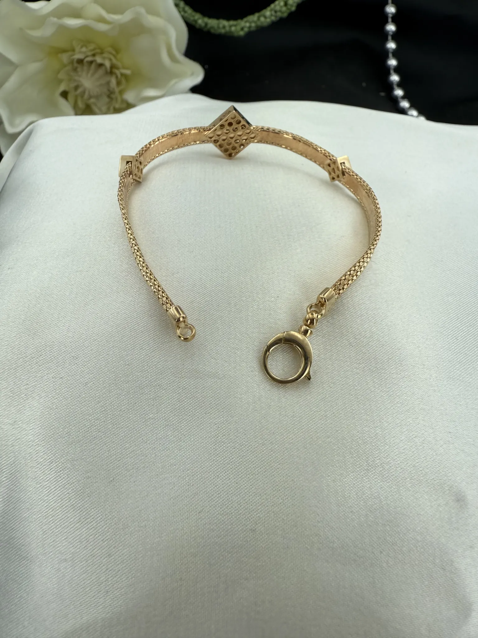 Özel Tasarım Taşsız Baklava Modeli Bileklik