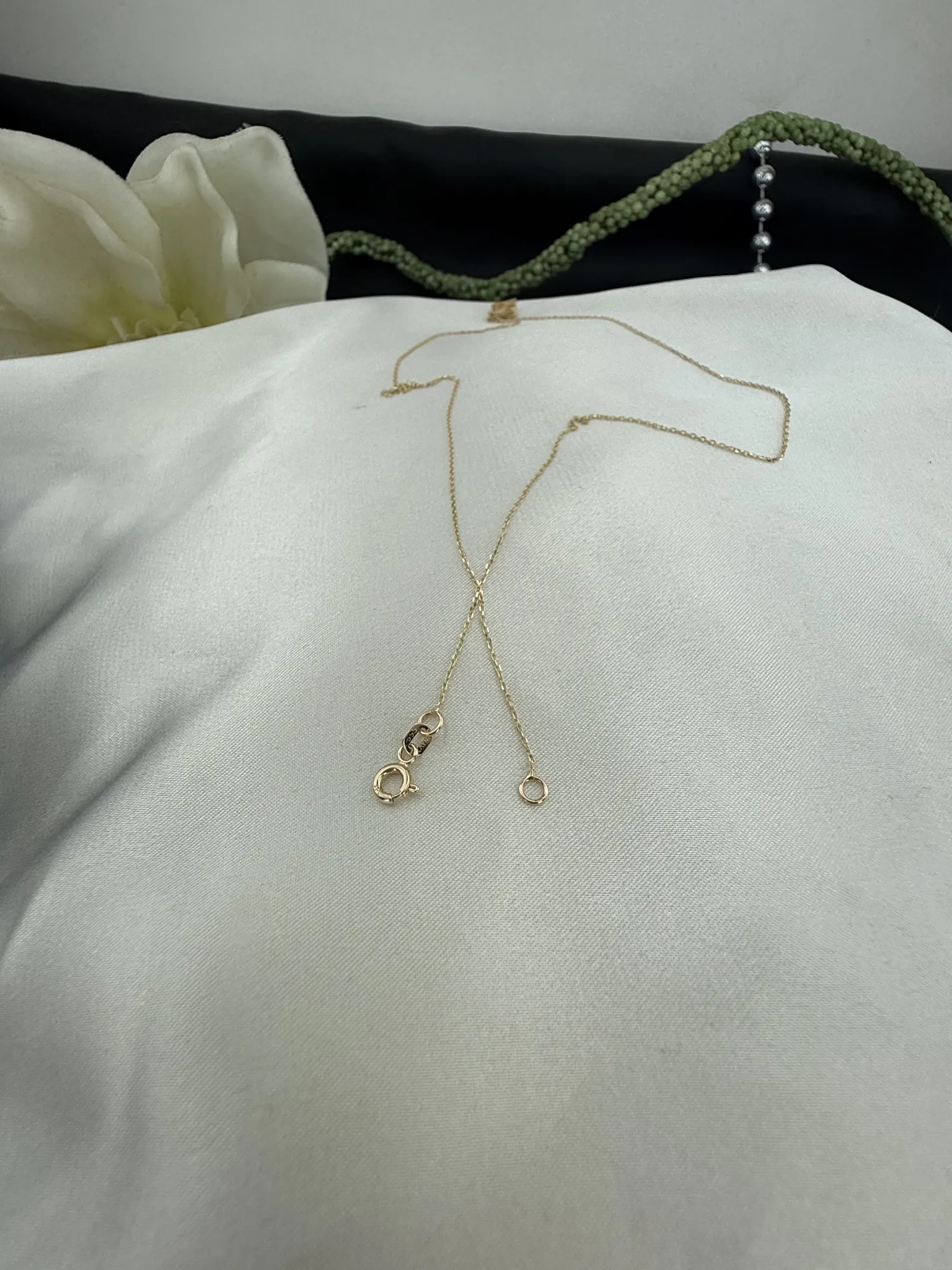 Özel Tasarım Taşlı Kolye