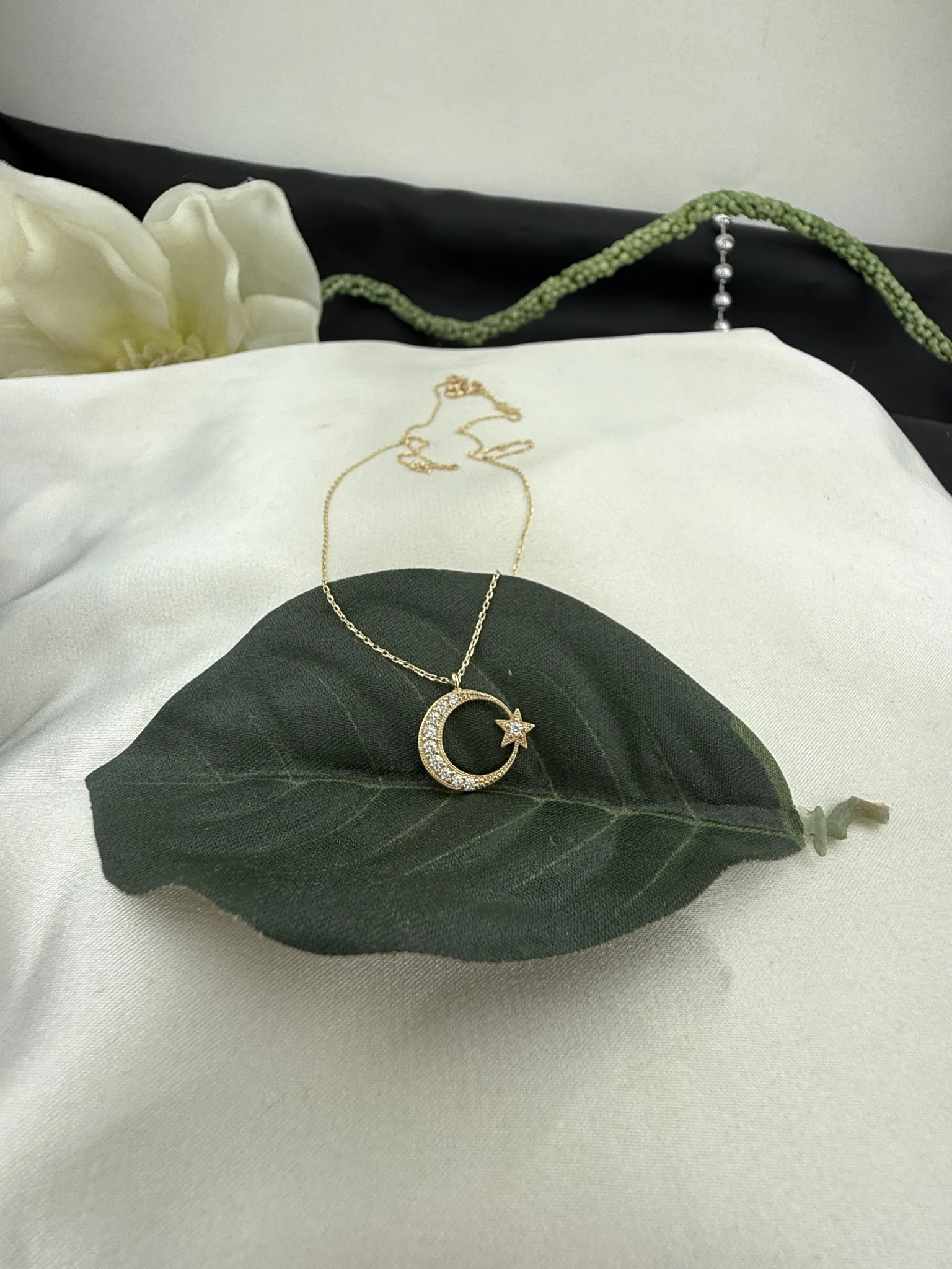 Taşlı Ayyıldız Kolye