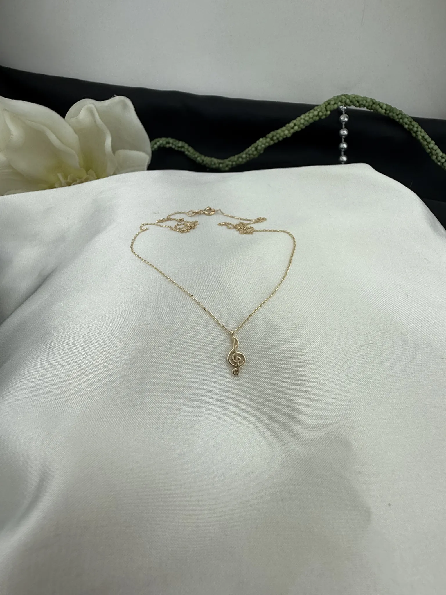 Taşsız Sol Anahtarı Kolye