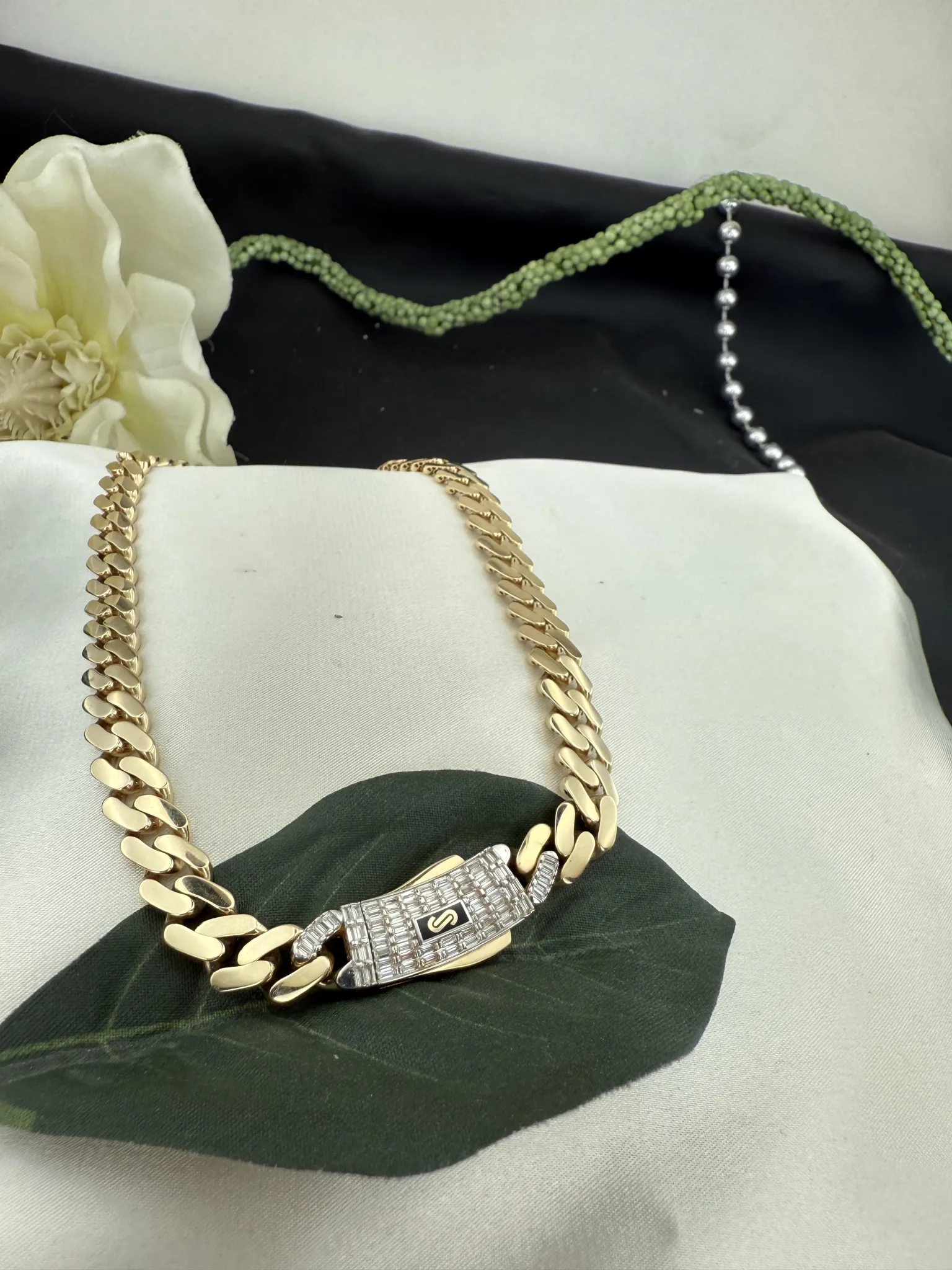 Taşlı İtalyan Gurmet Kolye