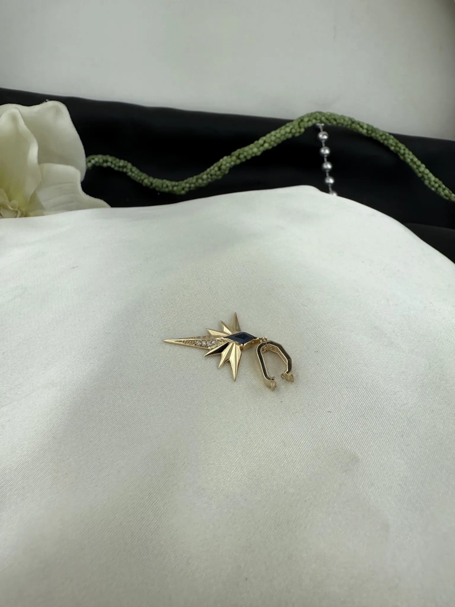 Lacivert Taşlı Kutup Yıldızı Kolye Ucu