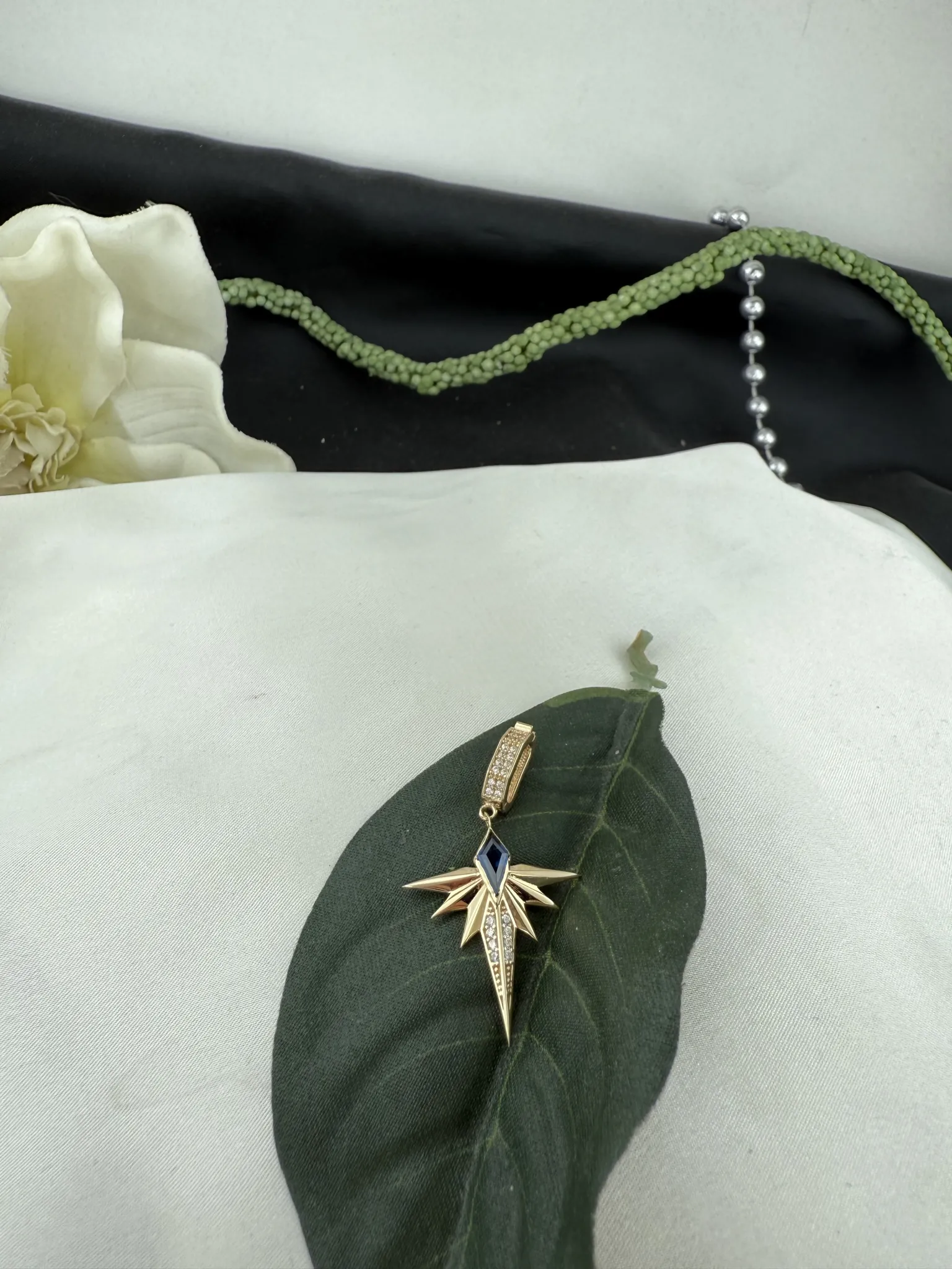 Lacivert Taşlı Kutup Yıldızı Kolye Ucu