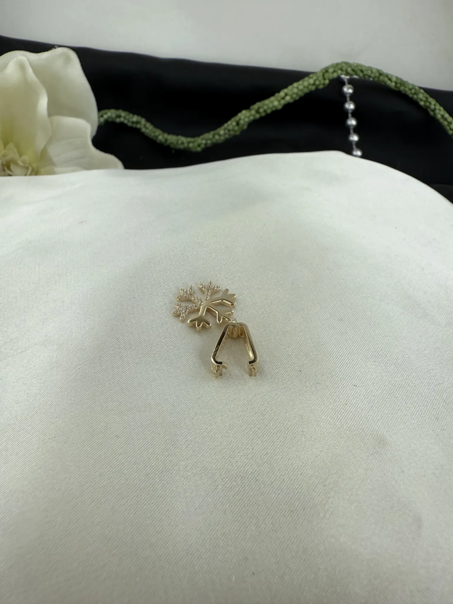 Taşlı Kar Tanesi Kolye Ucu