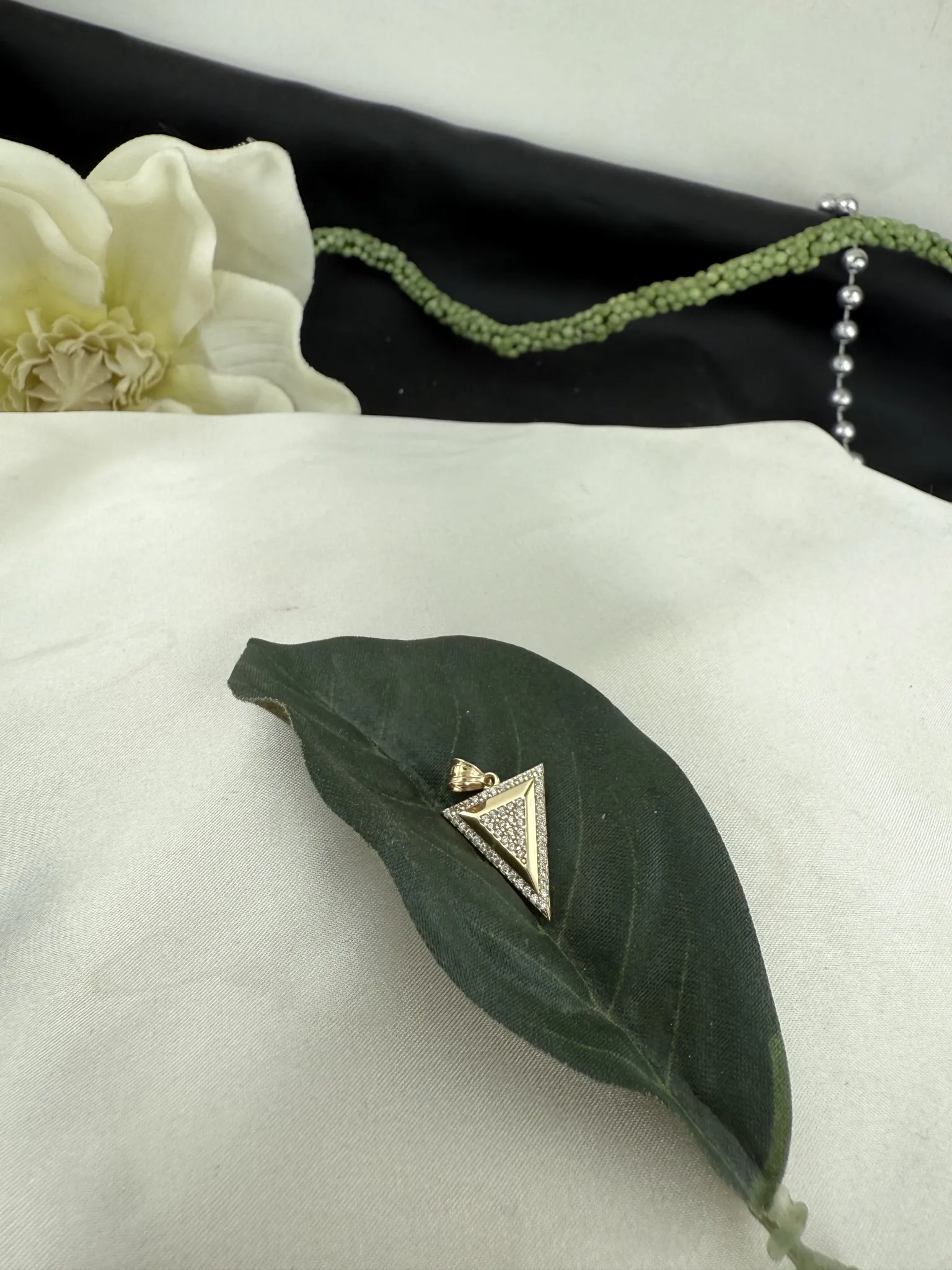 Özel Tasarım Taşlı Kolye Ucu