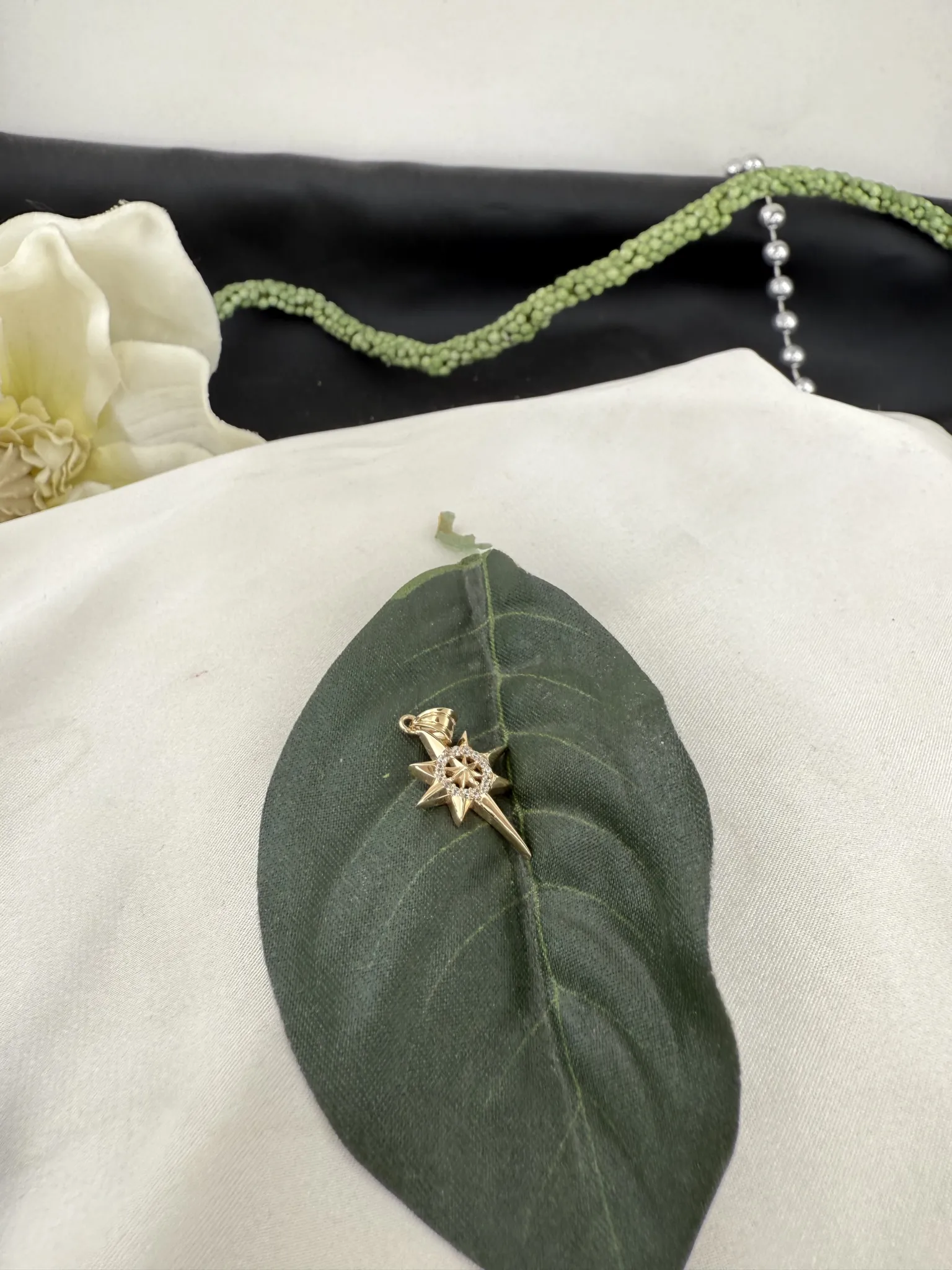 Taşlı Kutup Yıldızı Kolye Ucu