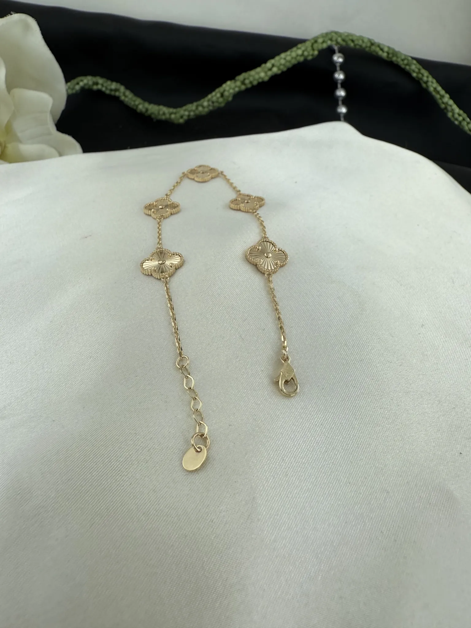 Taşsız Yonca Bileklik