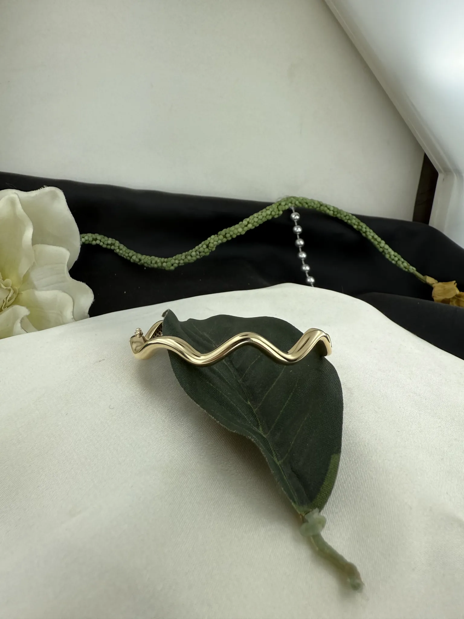 Özel Tasarım Taşsız Kelepçe