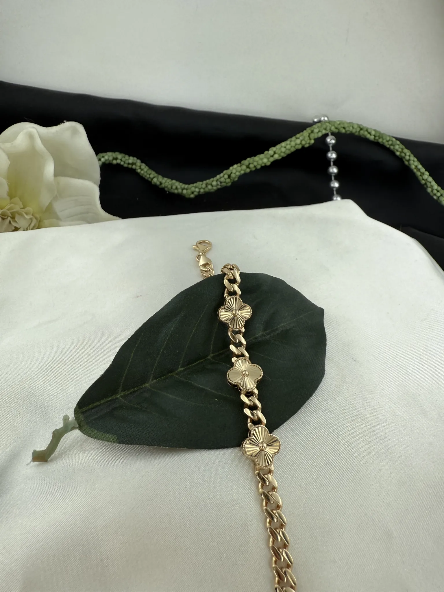 Özel Tasarım Taşsız Yonca Bileklik