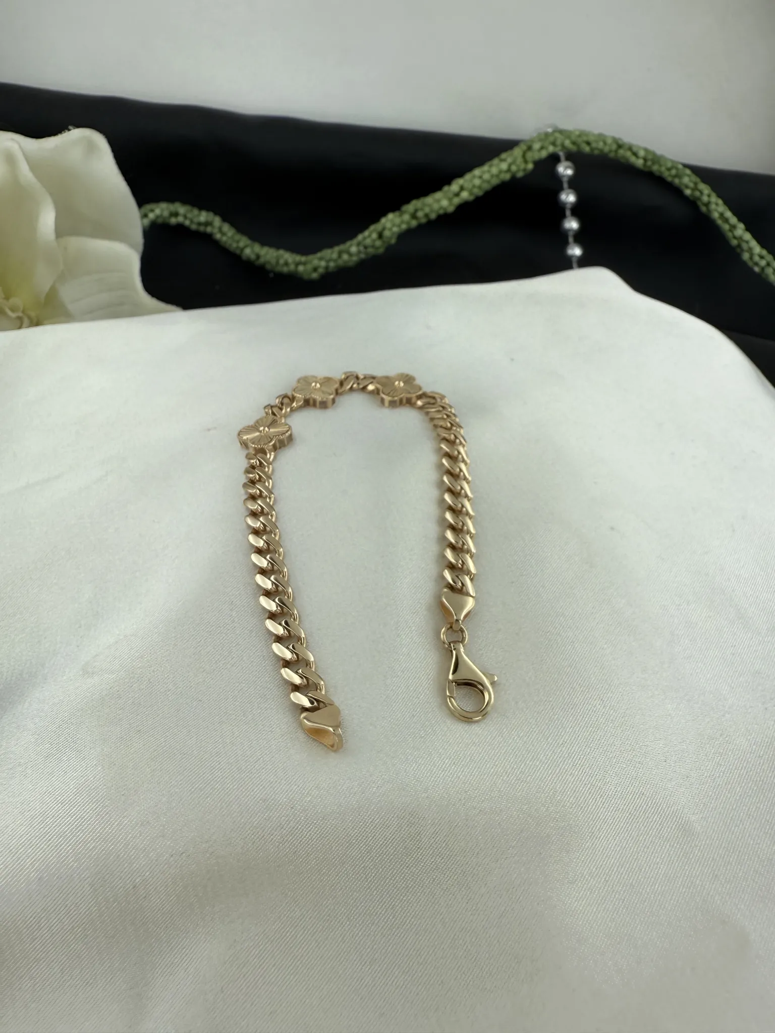 Özel Tasarım Taşsız Yonca Bileklik