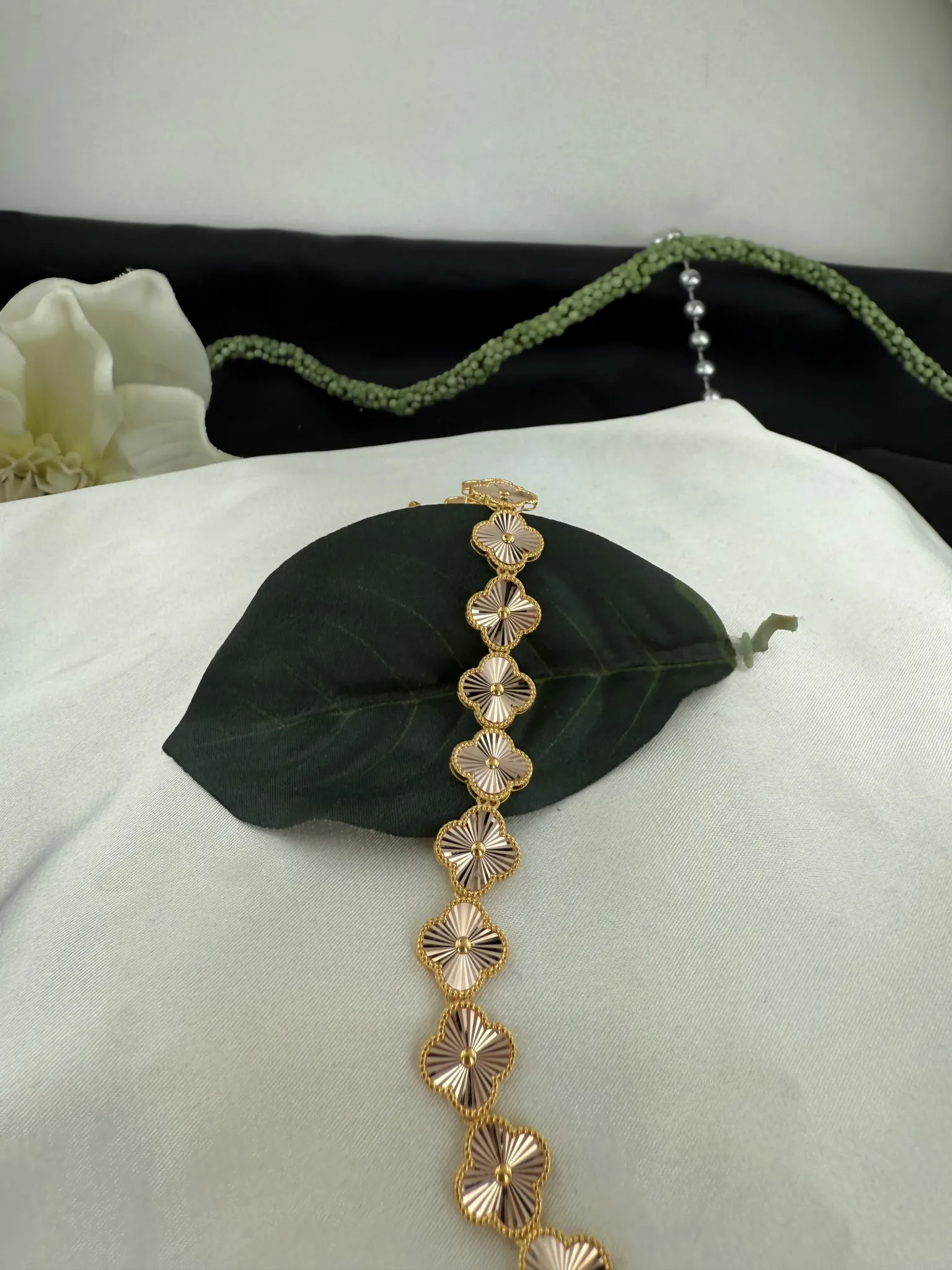 Özel Tasarım Taşsız Yonca Bileklik