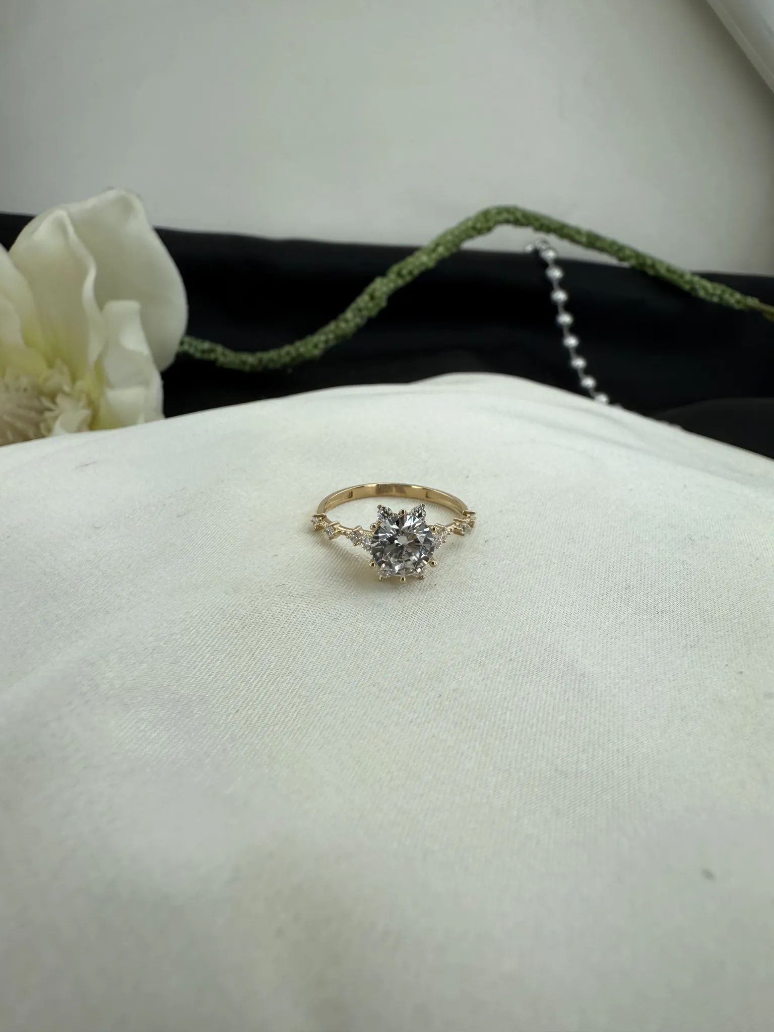 Özel Tasarım Yıldız Tek Taş