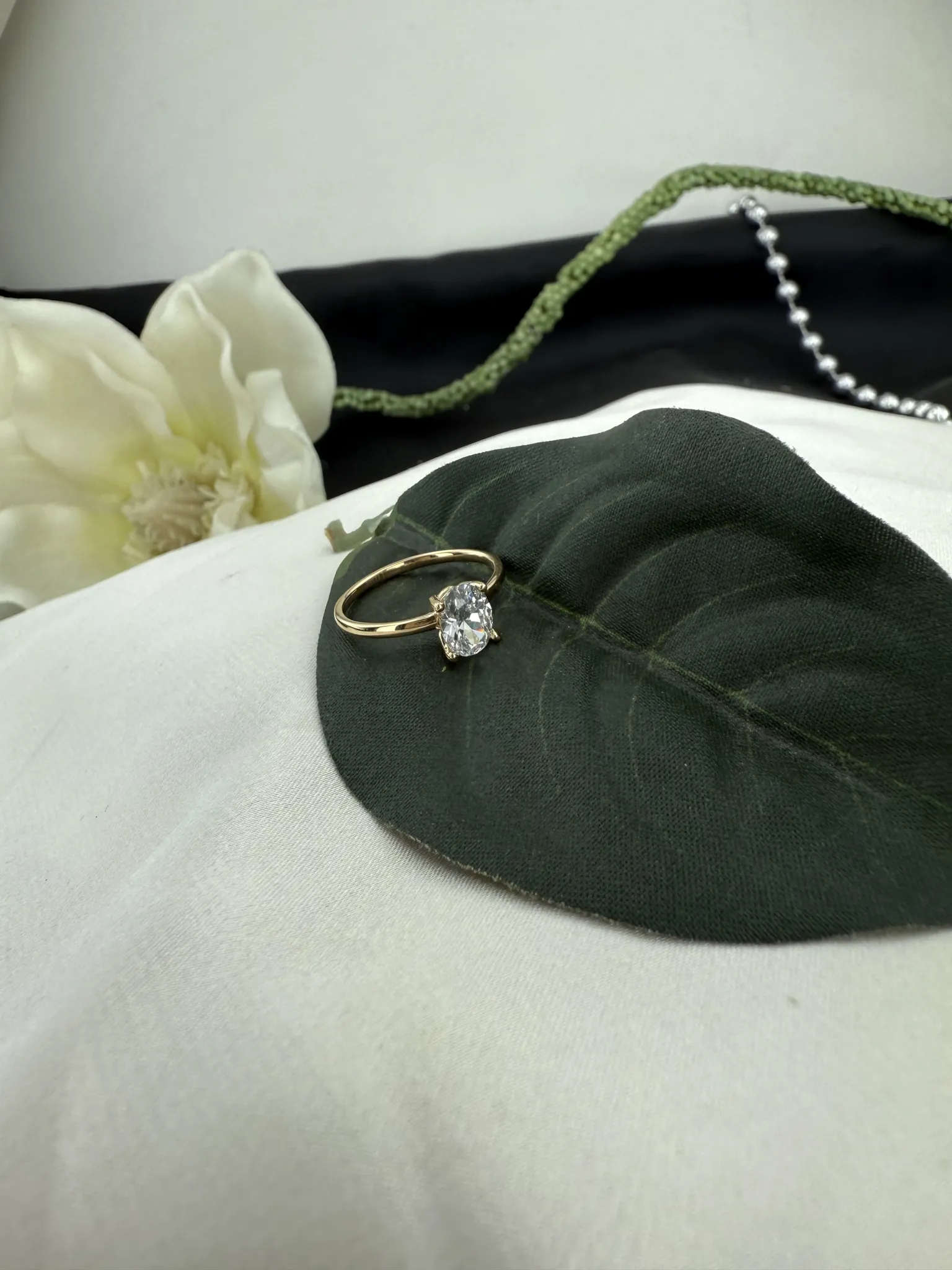 Dört Tırnak Tektaş Yüzük