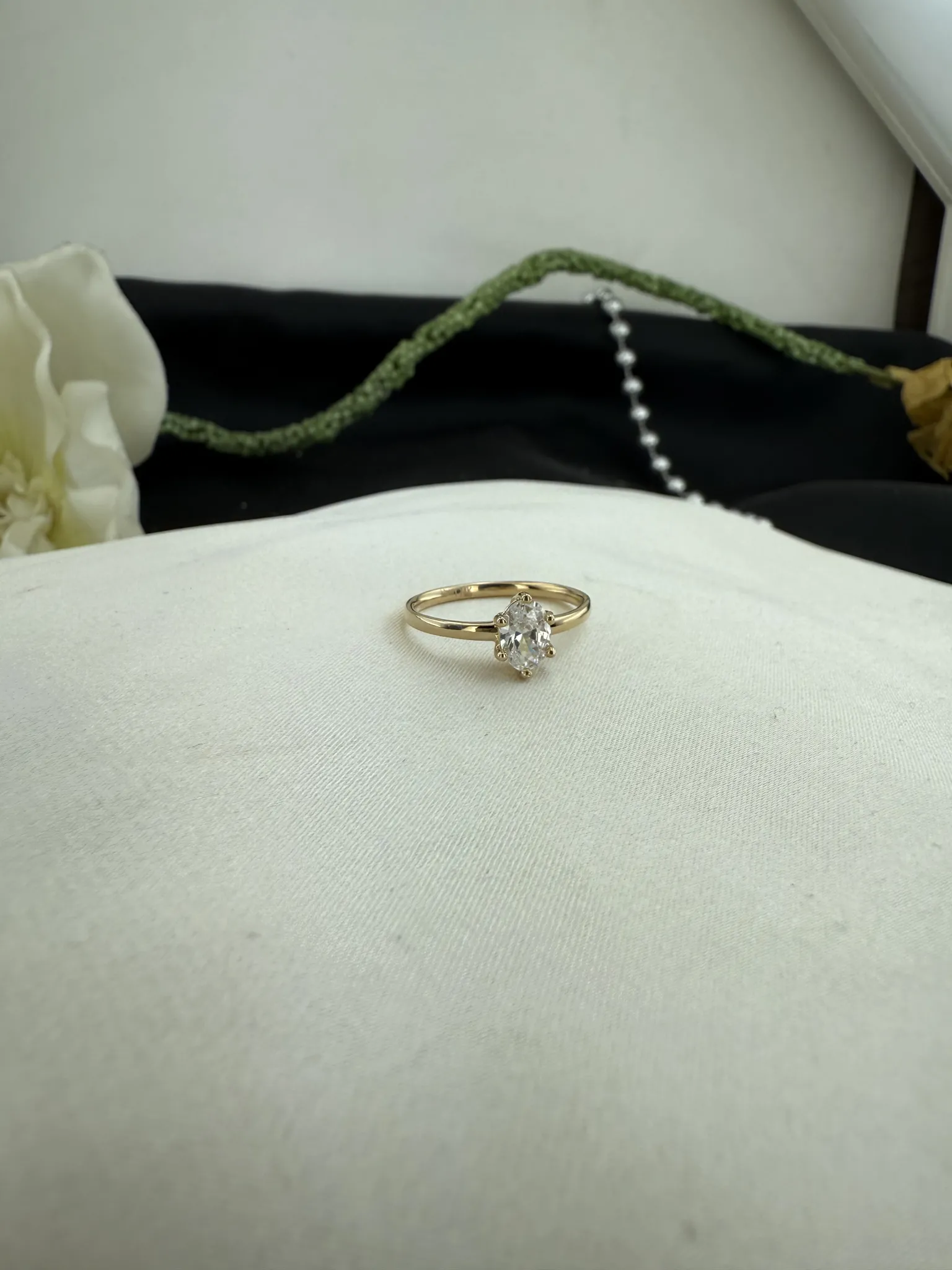 Badem Tektaş Yüzük