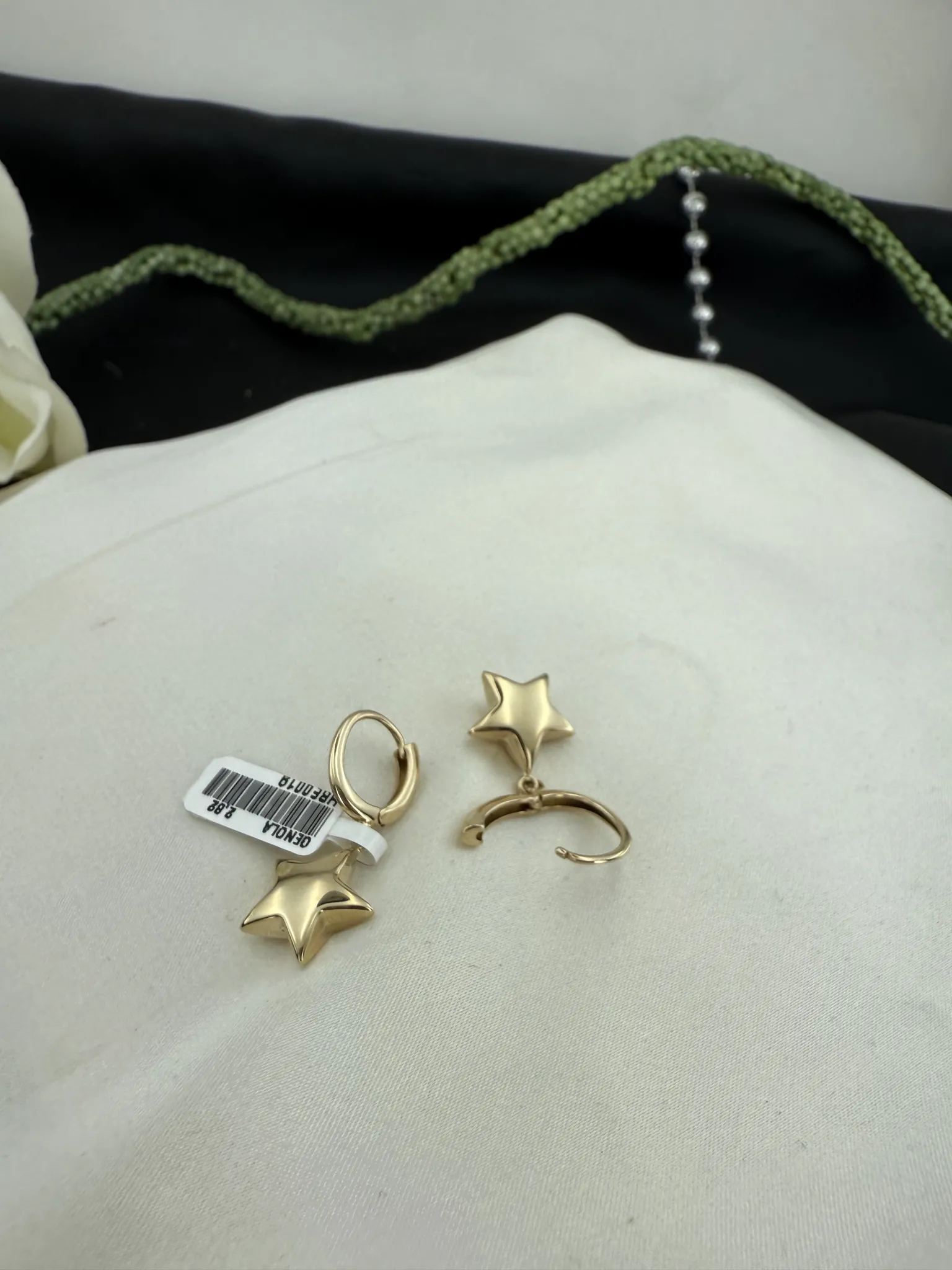 Taşsız Yıldız Küpe