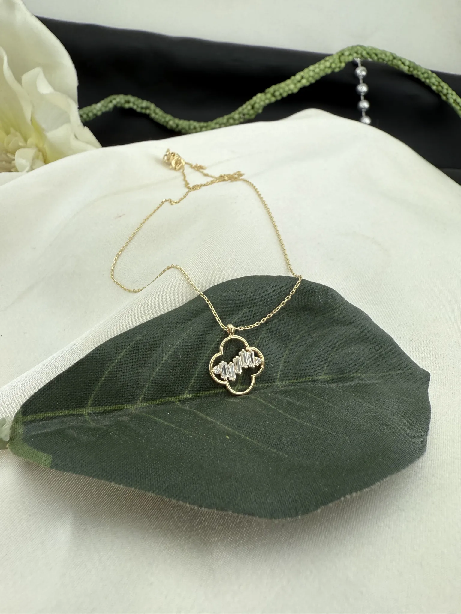 Özel Tasarım Baget Kolye